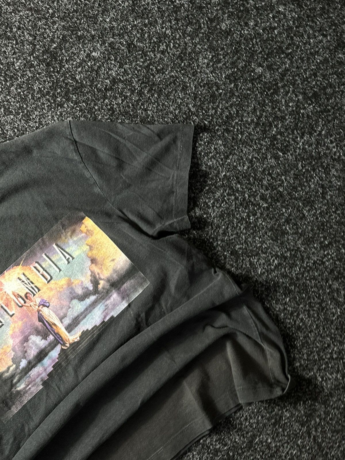 Vintage Vintage COLUMBIA PICTURES Perfect Fade T-Shirt 00s big logo Size US S / EU 44-46 / 1 - 3 Thumbnail