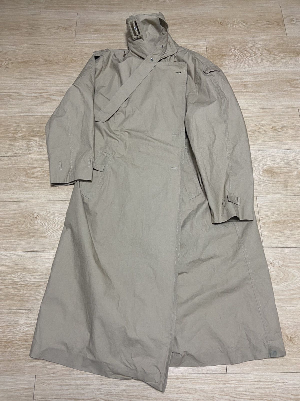 Vetements L Vetements incognito Oversized trench coat jacket Size US L / EU 52-54 / 3 - 1 Thumbnail