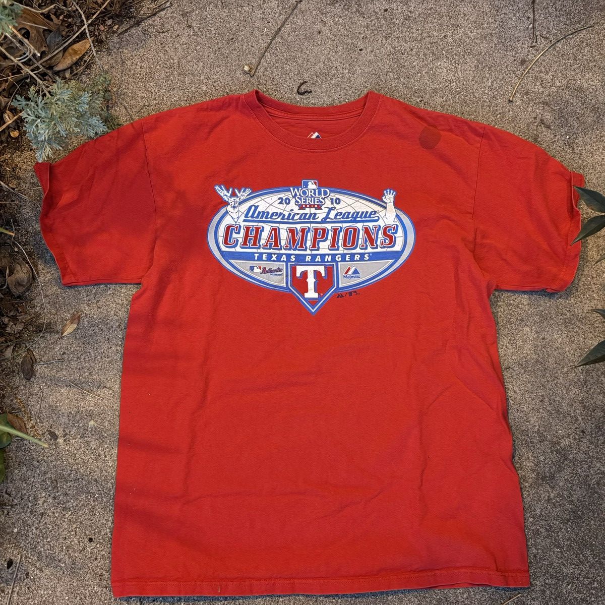 Majestic 2010 Texas Rangers American League Champions Vintage Tee Size US L / EU 52-54 / 3 - 1 Thumbnail