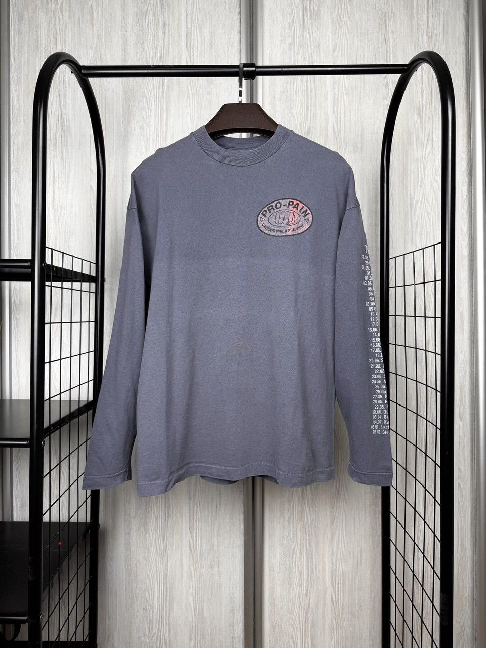 Fruit Of The Loom Vintage Pro Pain Contents Under Pressure Tour 1996 90s Tee Size US XL / EU 56 / 4 - 1 Thumbnail