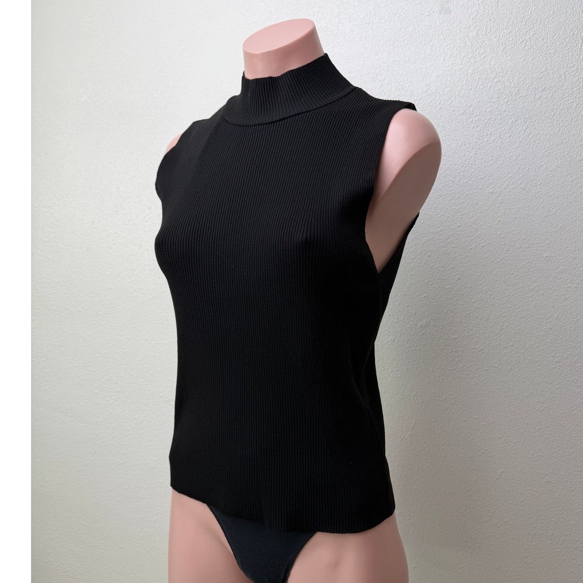 Zara NWT Zara Black Ribbed Mock Neck Sleeveless Top L Size L / US 10 / IT 46 - 2 Thumbnail