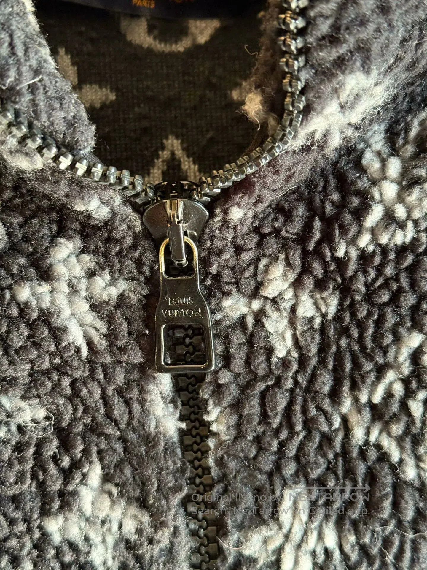 Louis Vuitton louis vuitton black teddy logo jacket. Size US S / EU 44-46 / 1 - 3 Thumbnail