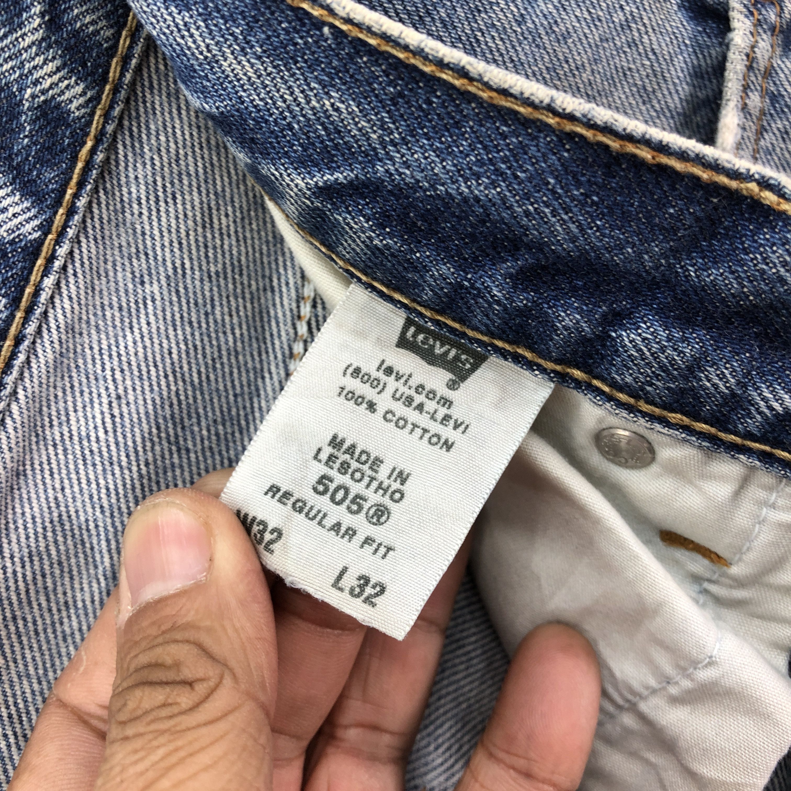 Levi's Vintage Dirty Levis 505 Jeans Levi's Faded Stonewash Denim Size US 30 / EU 46 - 10 Thumbnail