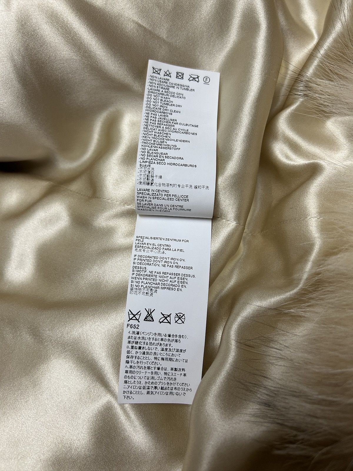Dsquared2 F/W 14 Embellished Arctic Fox Fur Jacket Size S / US 4 / IT 40 - 11 Thumbnail