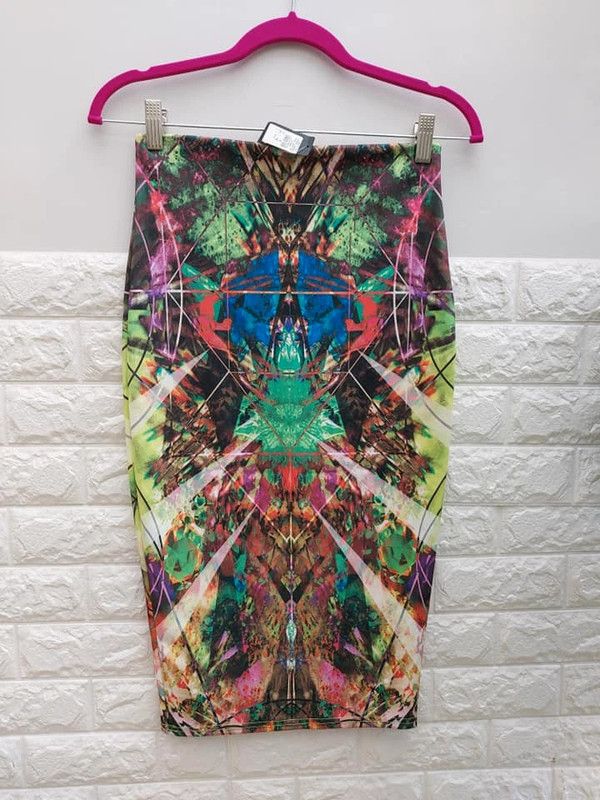 River Island River Island skirt 8 Size 27" / US 4 / IT 40 - 2 Thumbnail