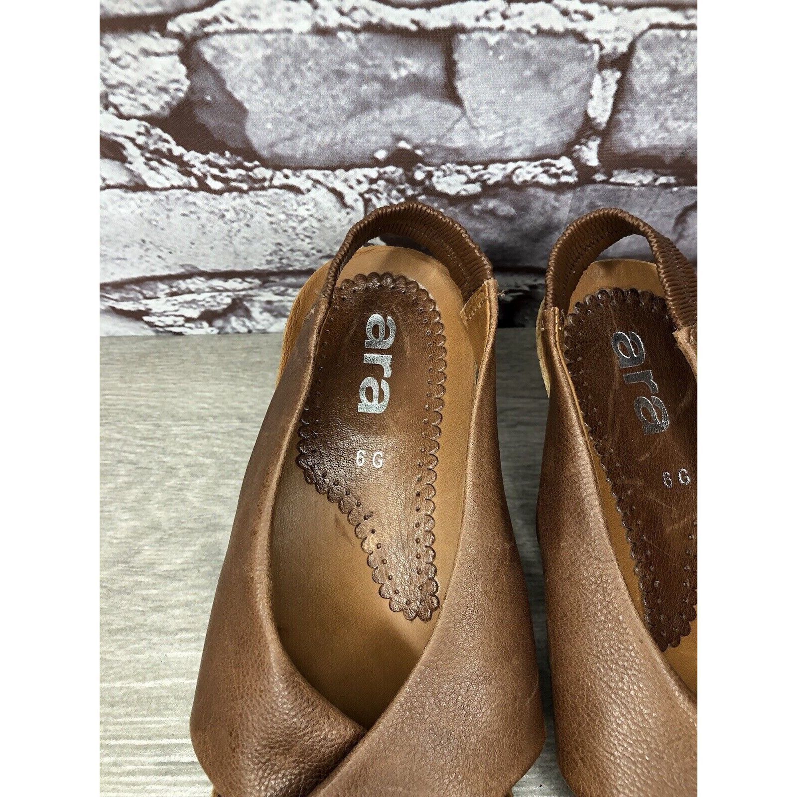 Other Ara Brown Leather Cross Strap Wooden Stacked Heel Sandals Wo Size US 8 / IT 38 - 8 Thumbnail