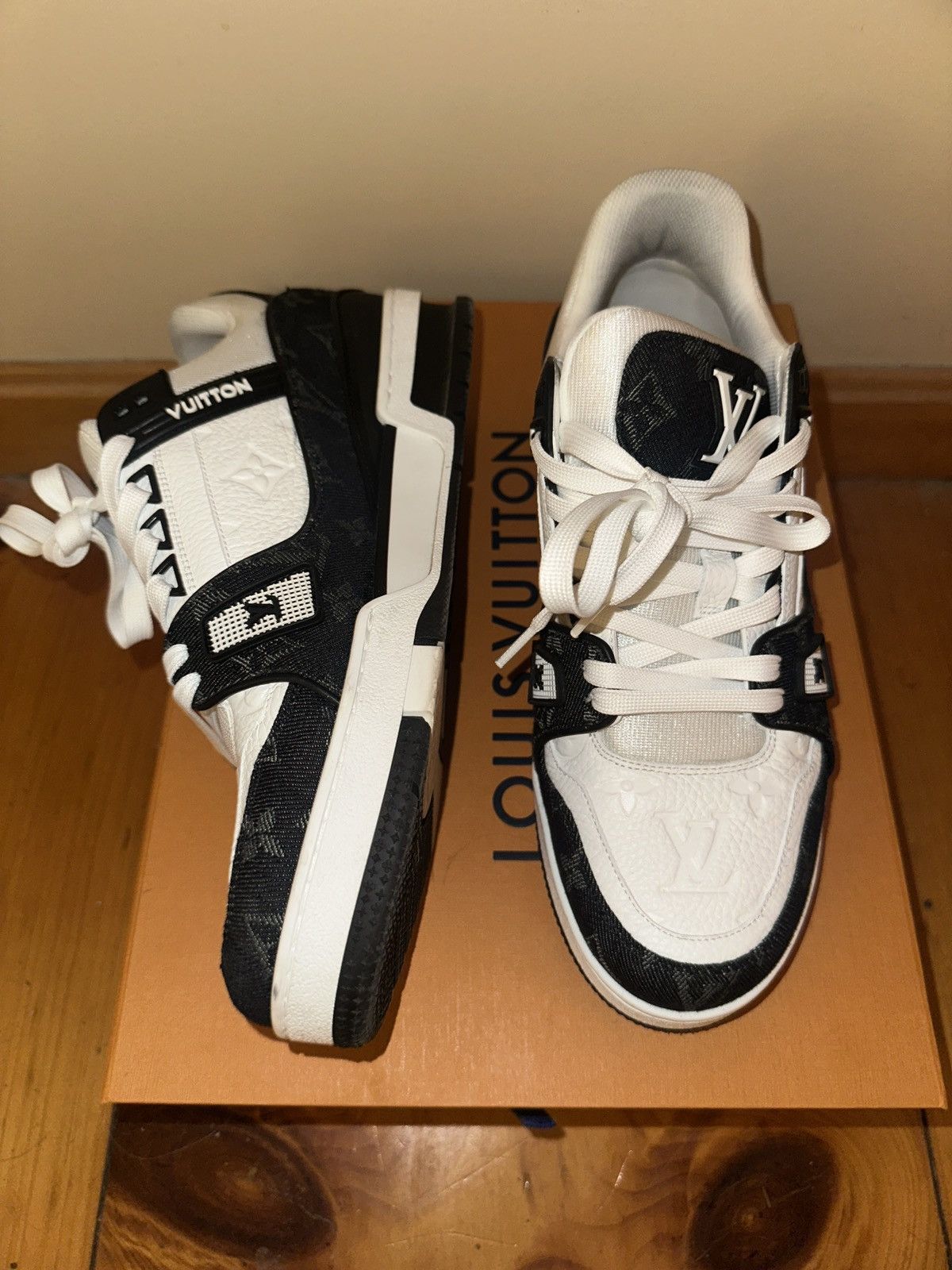 Louis Vuitton LV Trainer Sneaker Size US 8.5 / EU 41-42 - 3 Thumbnail