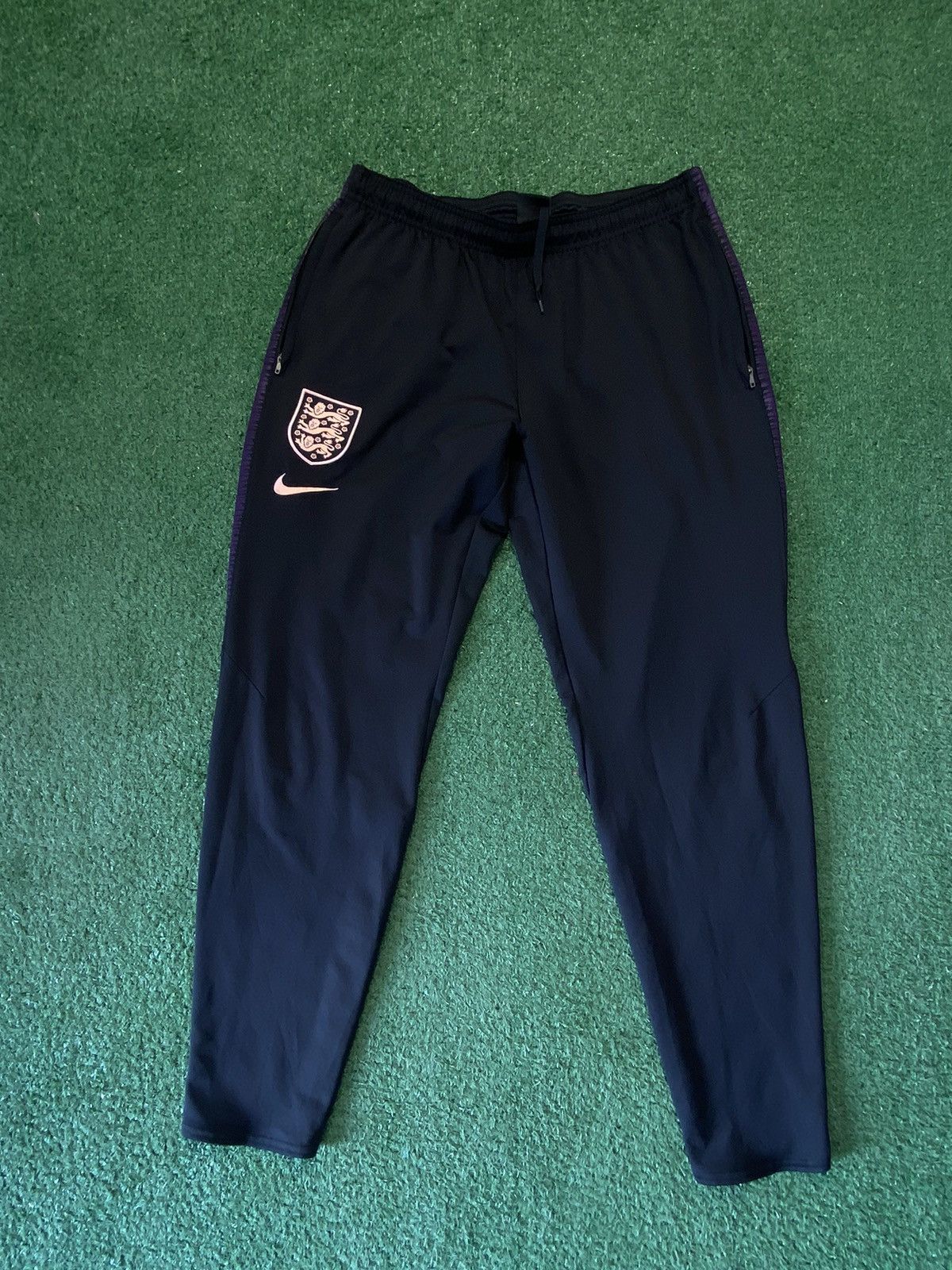 Nike Nike sweatpants england euro2024 Size US 34 / EU 50 - 1 Thumbnail