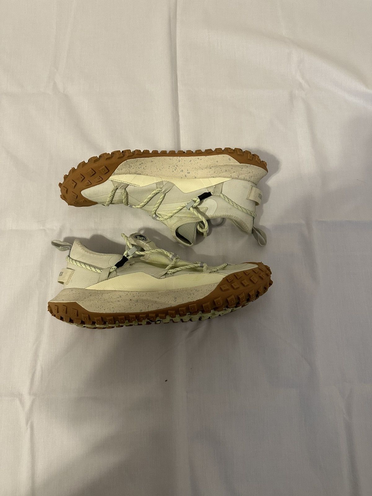 Nike ACG Nike ACG Mountain Fly Low GTX Size US 8 / EU 41 - 1 Thumbnail