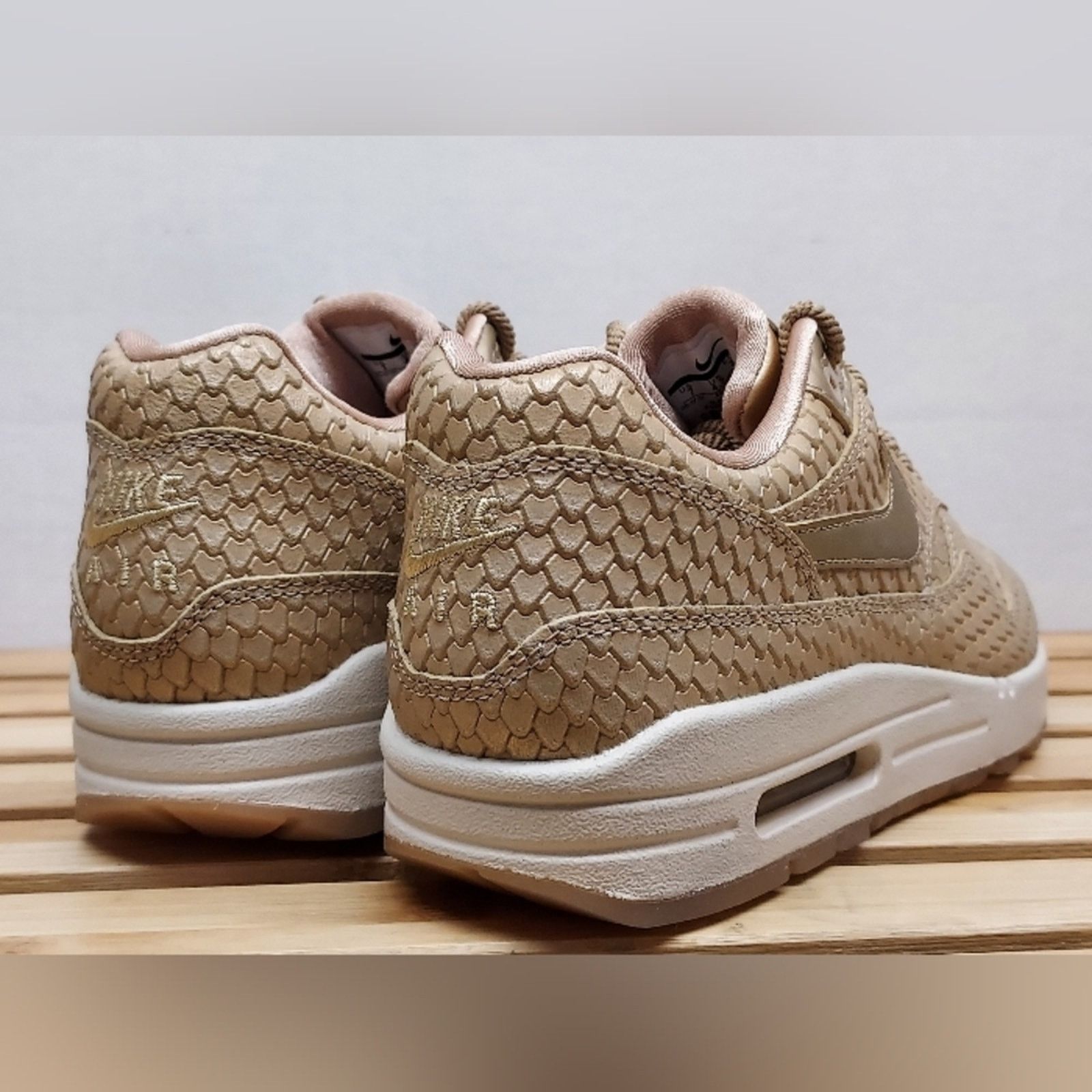 Nike Nike Womens Gold Air Max 1 Premium Athletic Shoes Size 7 Size US 7 / IT 37 - 3 Thumbnail