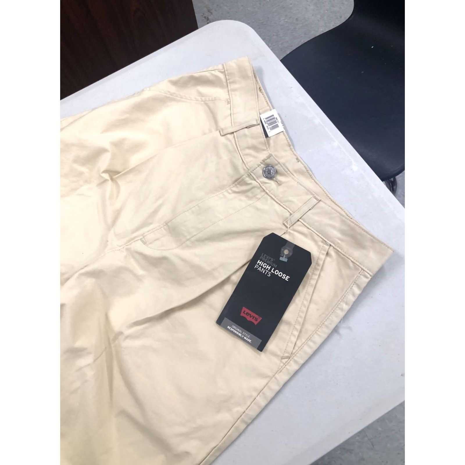 Levi's VINTAGE? No. Size 28" / US 6 / IT 42 - 2 Thumbnail