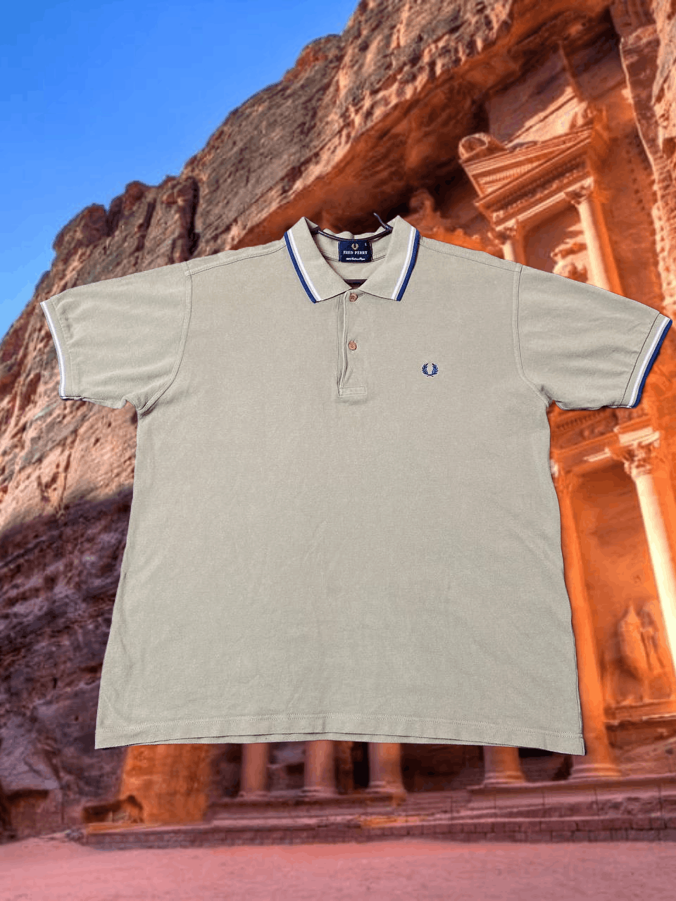 Fred Perry Vintage Polo logo beige Fred Perry T-Shirt streetwear Y2K Size US L / EU 52-54 / 3 - 1 Thumbnail