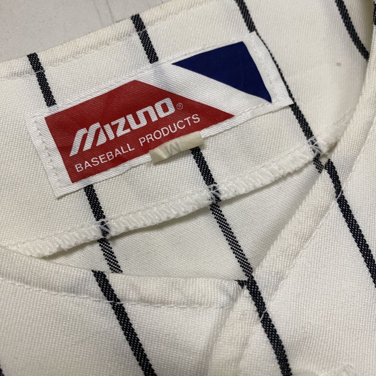 MLB × Mizuno MLB Baseball Junkies Osaka Jersey Size US M / EU 48-50 / 2 - 6 Thumbnail