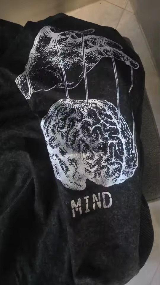 Japanese Brand Washed Out T Shirt Mind Control Size US L / EU 52-54 / 3 - 4 Thumbnail