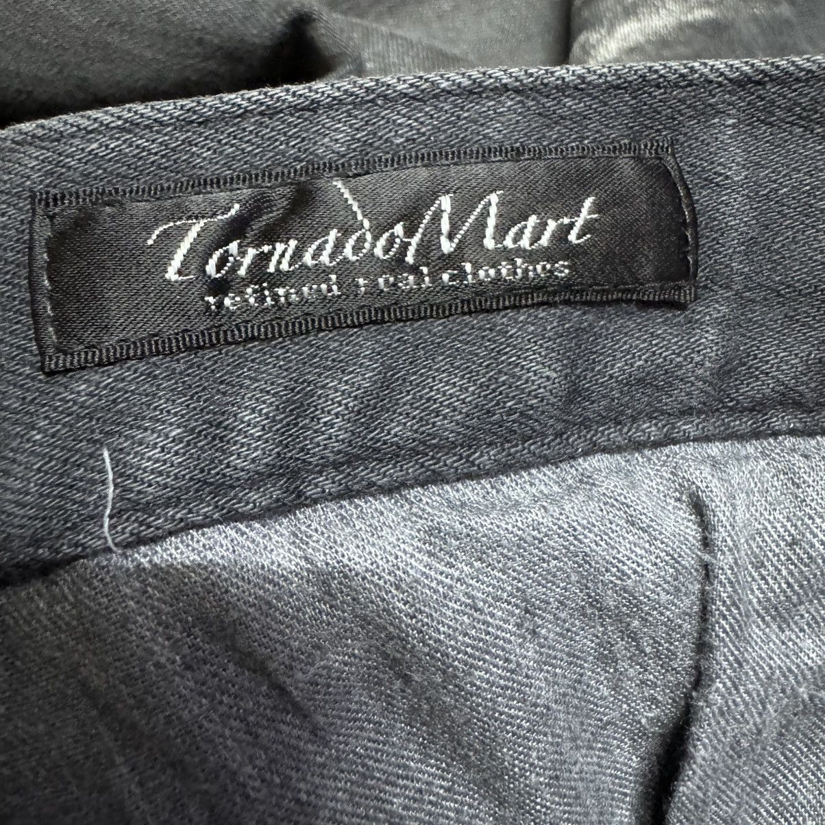 Tornado Mart Tornado Mart Grey Denim Low Flare Jeans Clawmark Size US 31 - 18 Thumbnail
