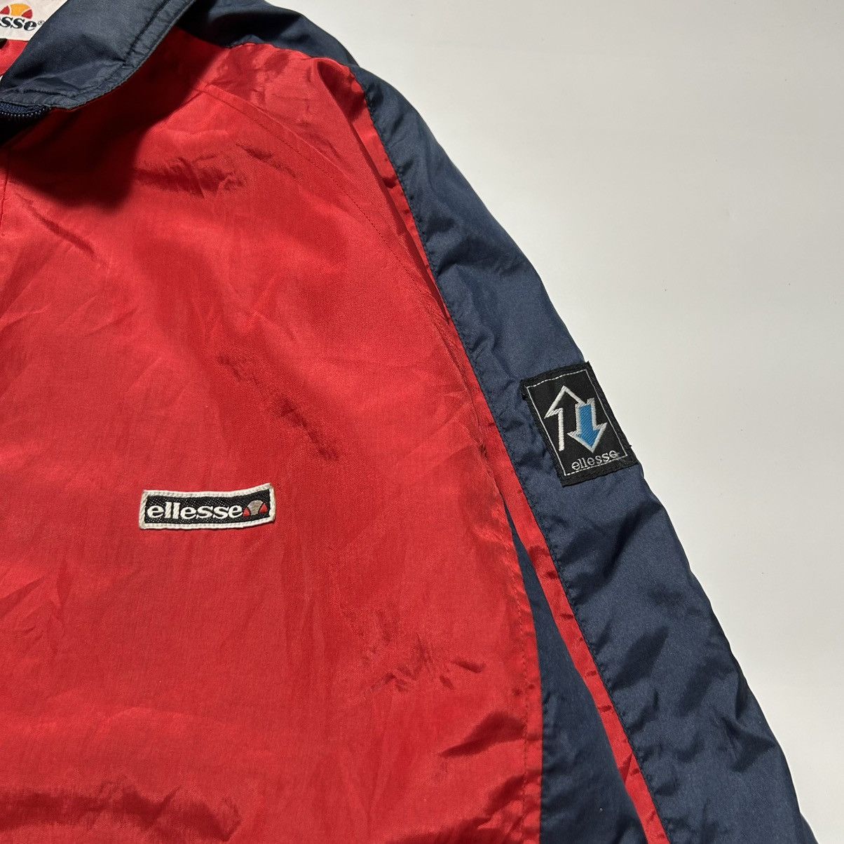 Ellesse Vintage Ellesse Windbreaker Jacket Size US L / EU 52-54 / 3 - 5 Thumbnail