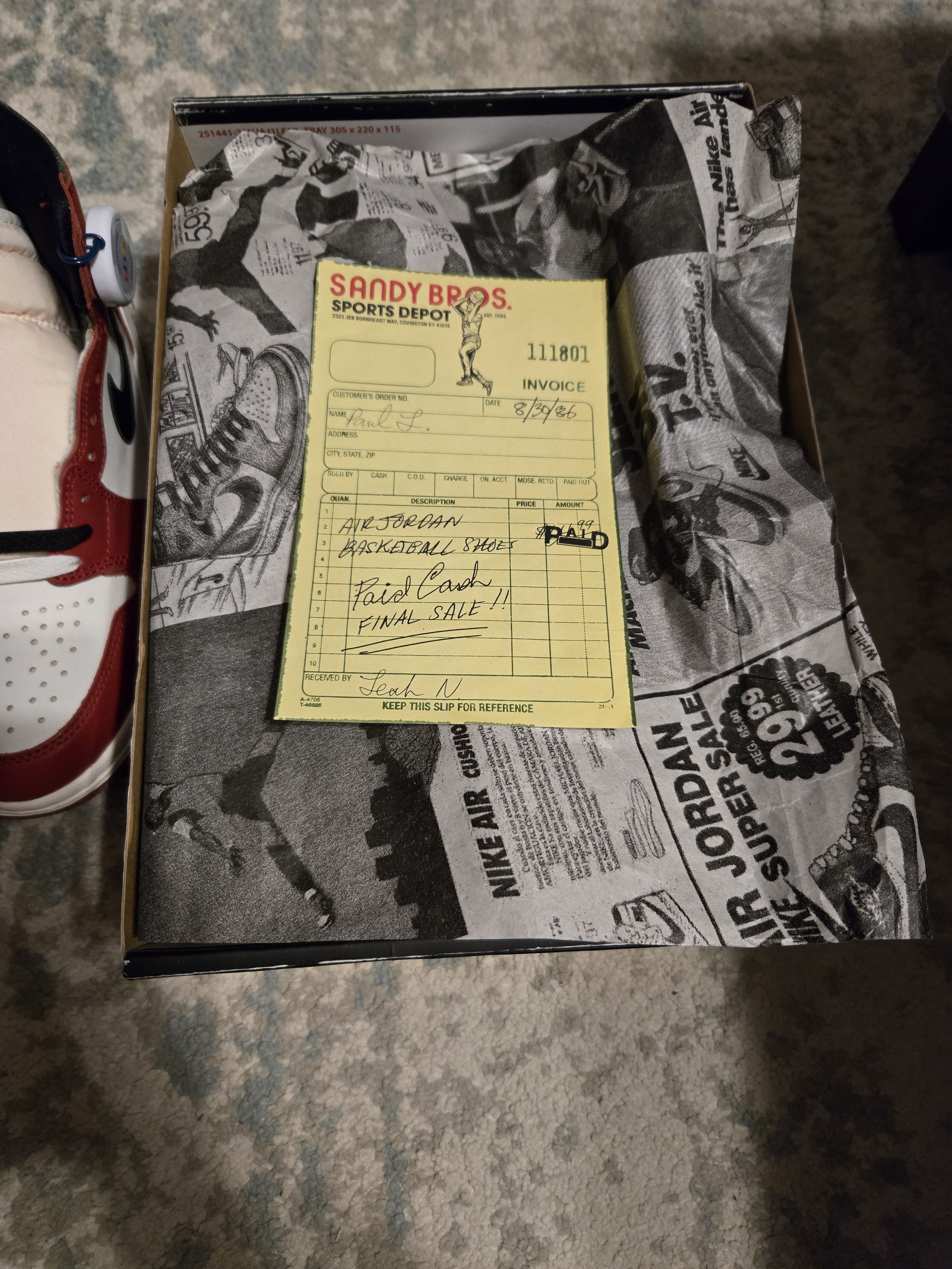 Nike Air Jordan 1 Retro High OG Chicago Reimagined Lost & Found Size US 7.5 / EU 40-41 - 10 Thumbnail