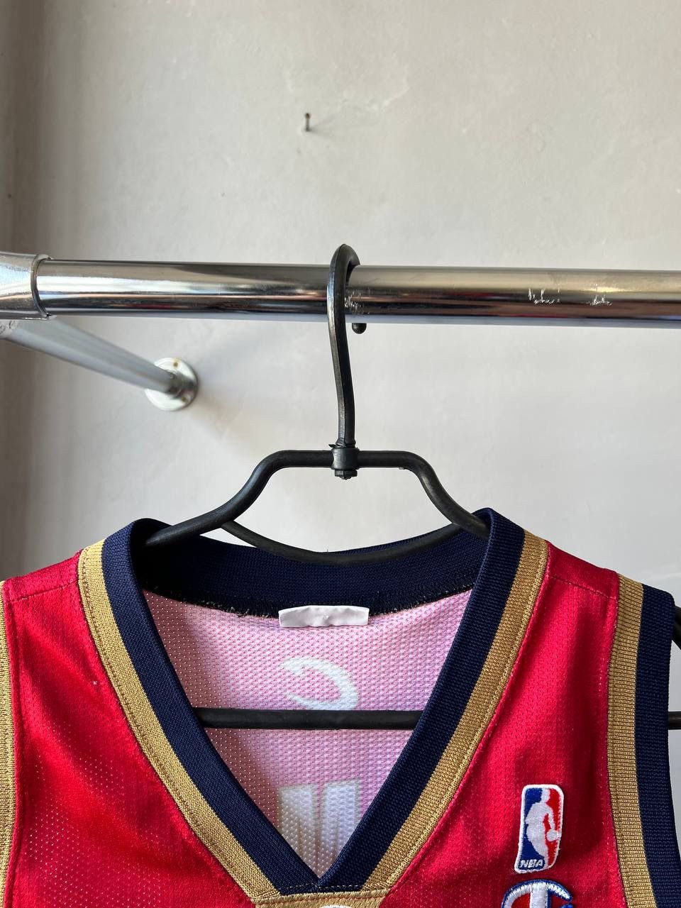 NBA CLEVELEND CAVALIERS #23 JAMES BASKETBALL CHAMPION JERSEY S Size US S / EU 44-46 / 1 - 6 Thumbnail