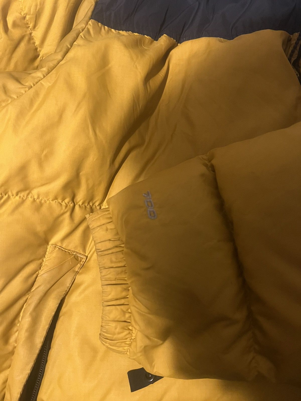 The North Face The North Face 700 Puffer Jacket Yellow/Black – XXL Size US XXL / EU 58 / 5 - 3 Thumbnail