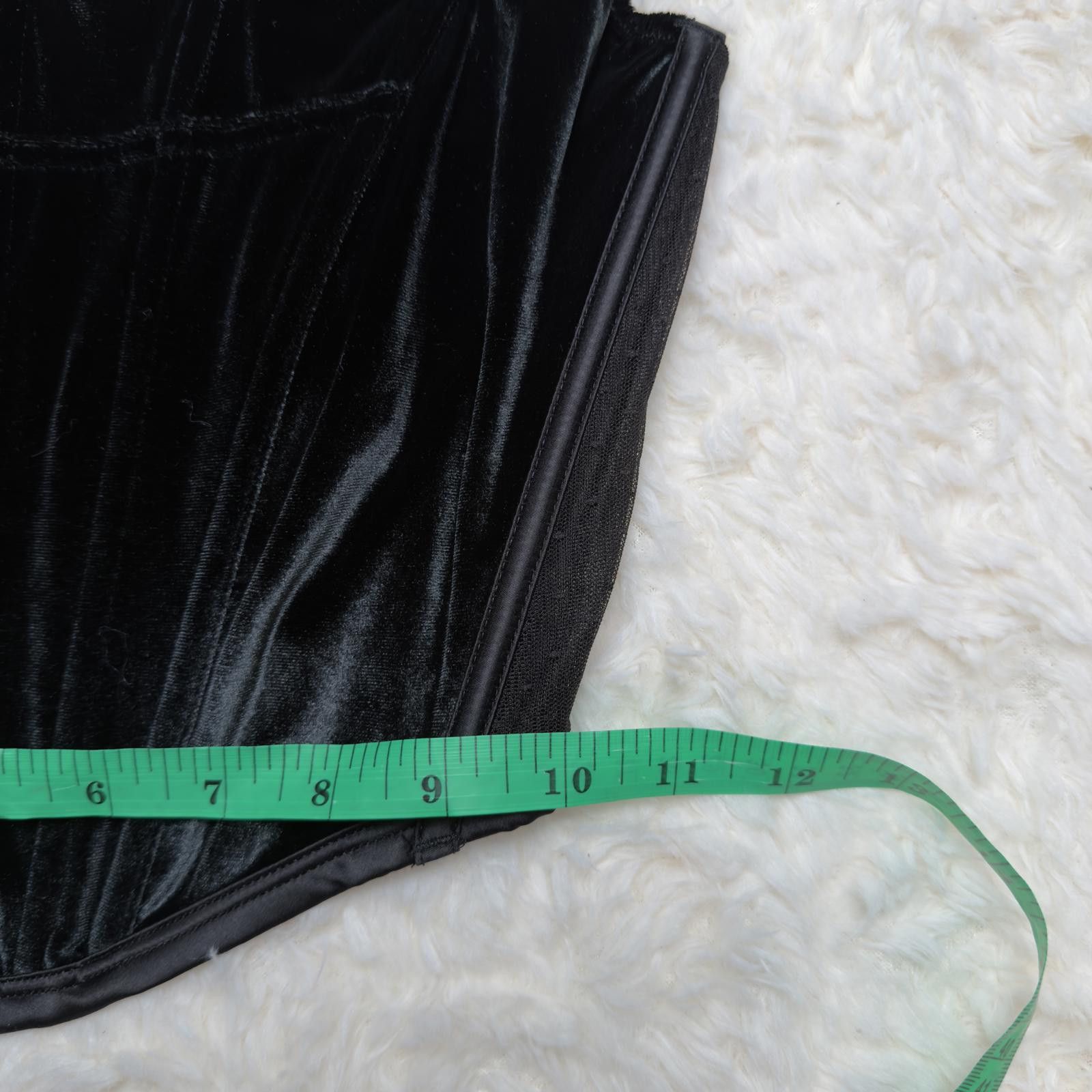 The Unbranded Brand VS NWT Black Velvet Corset Top Whimsigoth Goth S DD Size ONE SIZE - 5 Thumbnail
