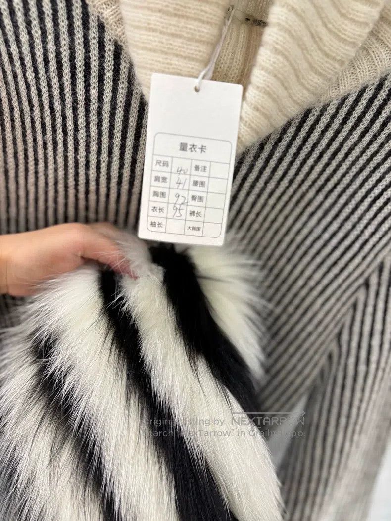 Fendi Fendi High-Neck Striped Knit Dress with Fox Fur Size XS / US 0-2 / IT 36-38 - 3 Thumbnail