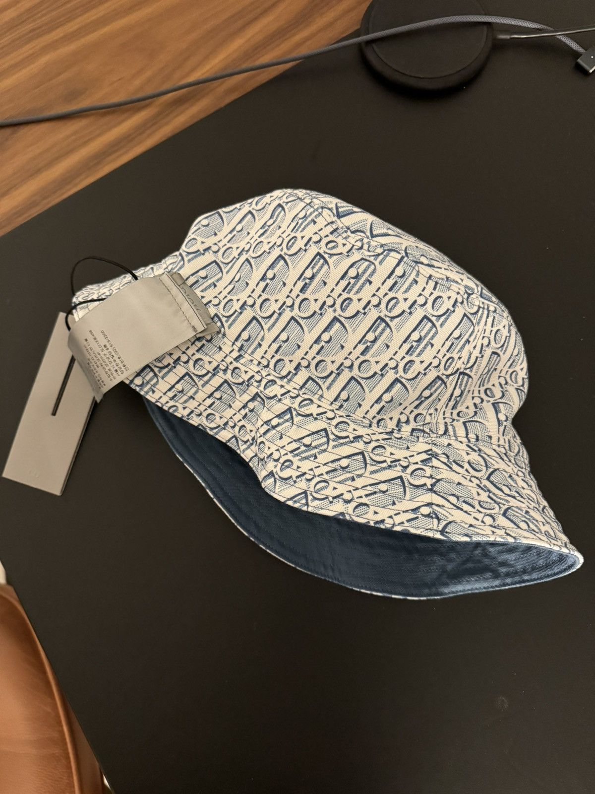 Dior REVERSIBLE DIOR OBLIQUE BUCKET HAT size 59 Size ONE SIZE - 5 Thumbnail