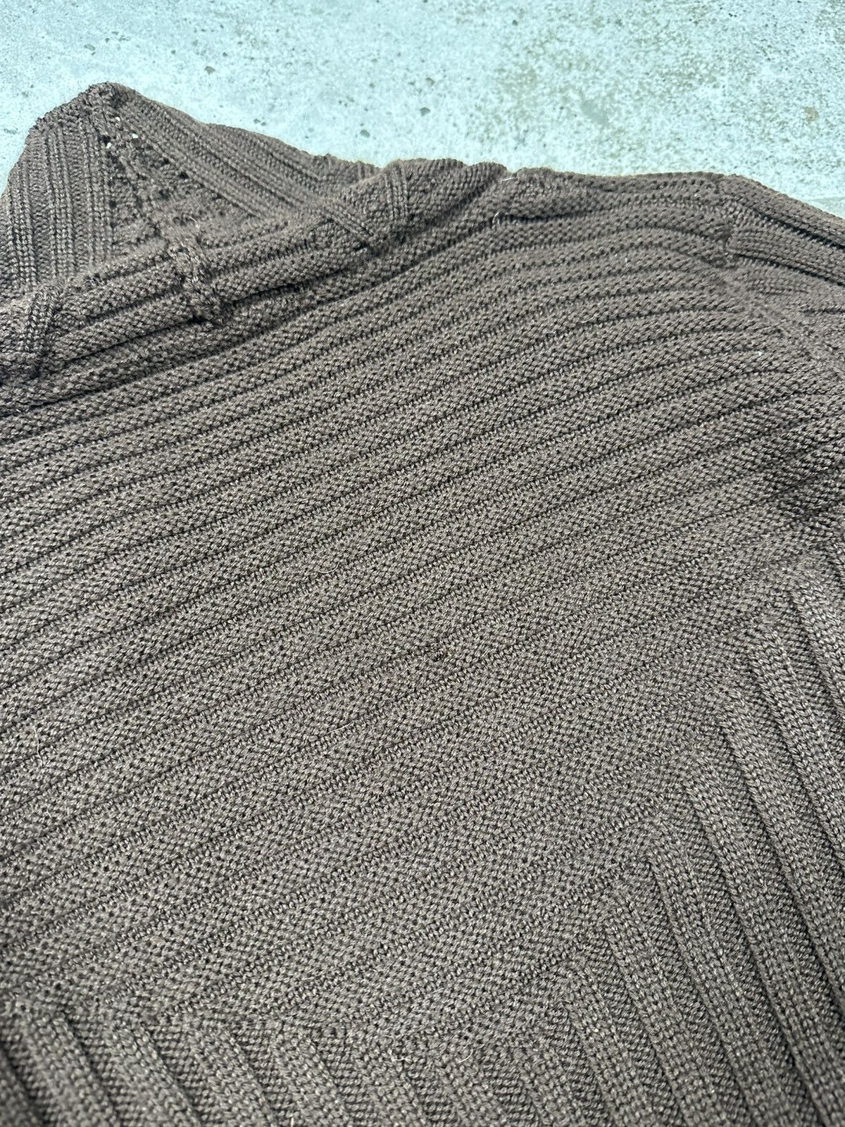 Alexander McQueen Vintage FW 90s Alexander McQueen Wool Brown Runway Cardigan Size M / US 6-8 / IT 42-44 - 10 Thumbnail