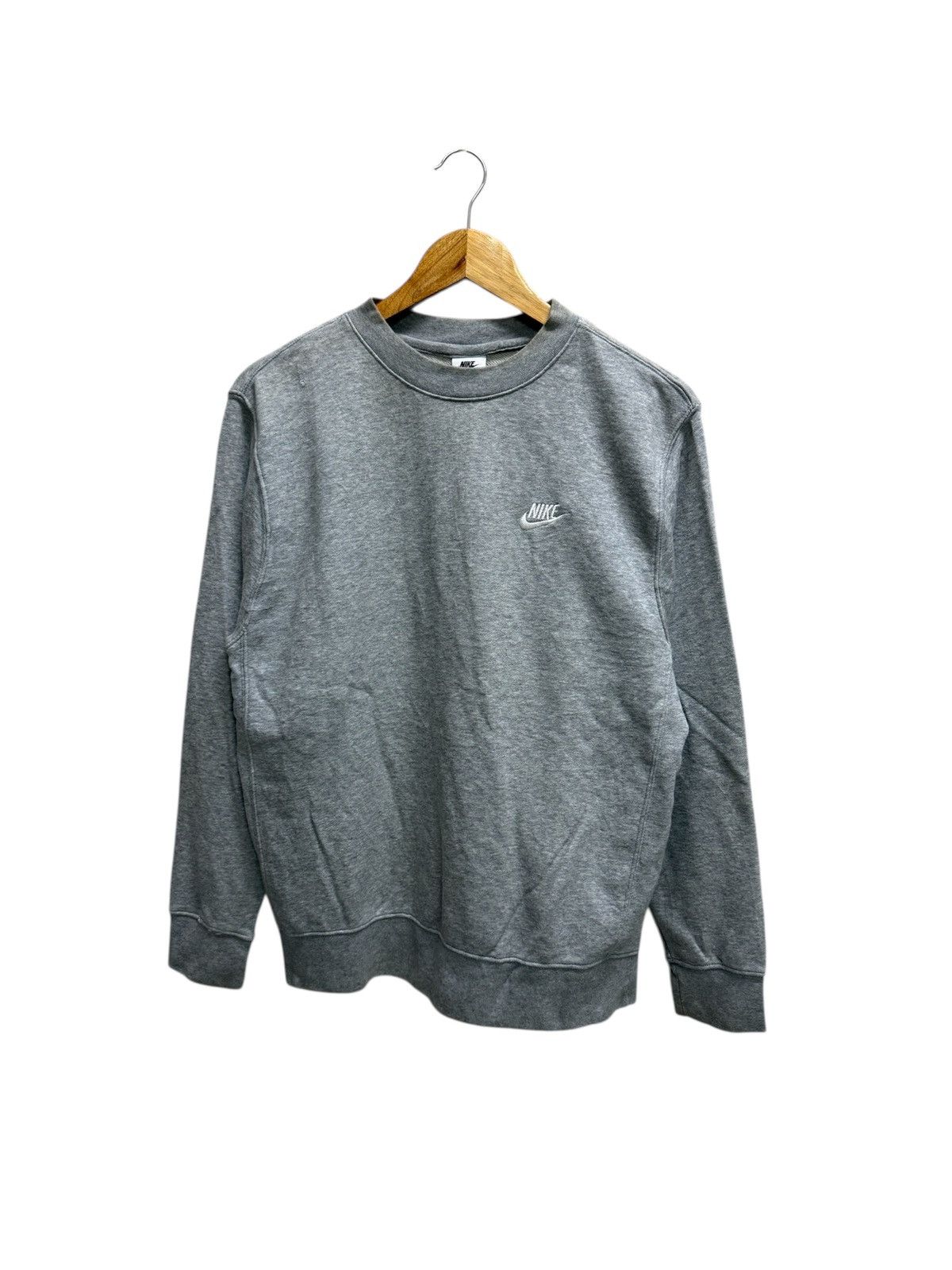 Nike Swoosh Small Logo Sweatshirt