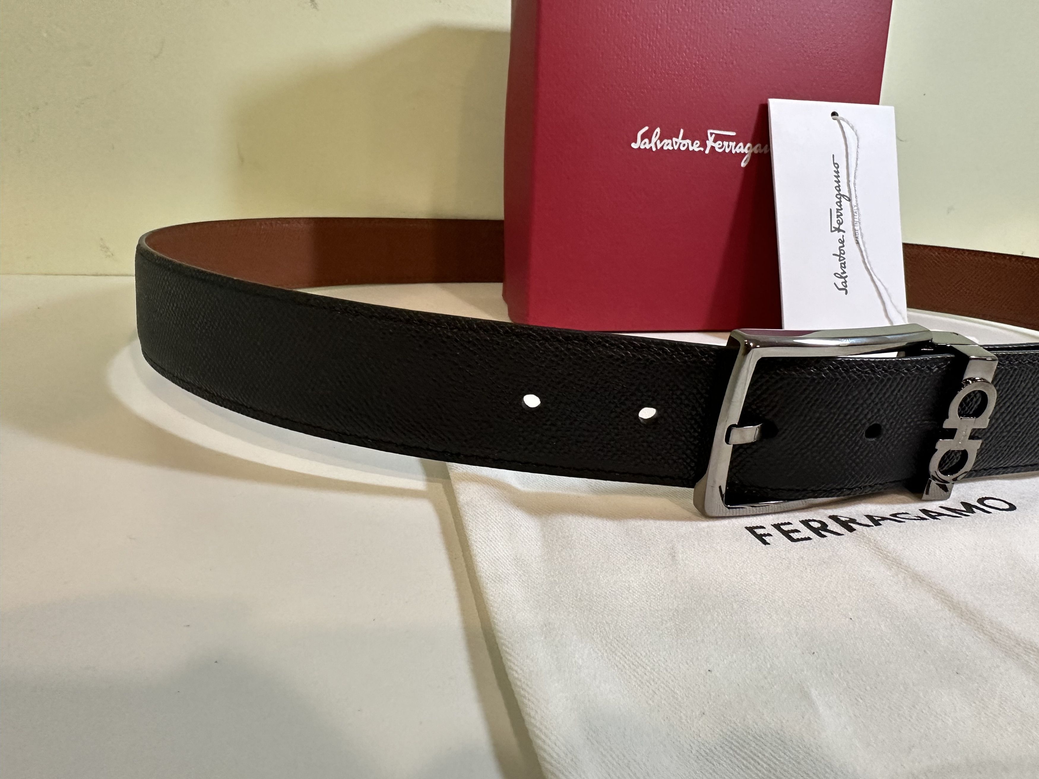 Salvatore Ferragamo Reversible Radica/Nero Leather Salvatore Ferragamo Belt Size 32 - 8 Thumbnail