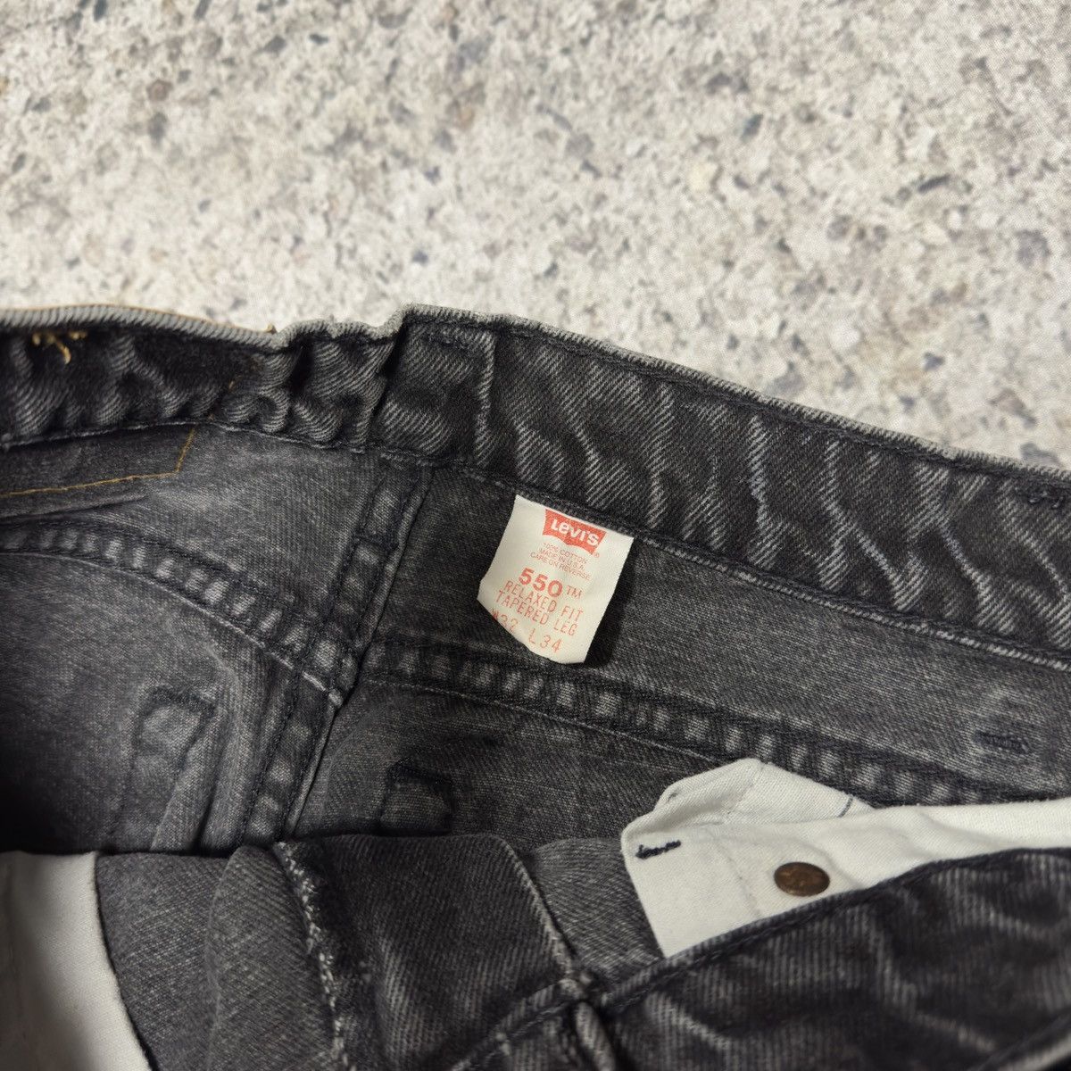 Levi's 90s Levi’s 550 Faded Black Denim ERD Grunge CDG Size US 31 - 5 Thumbnail