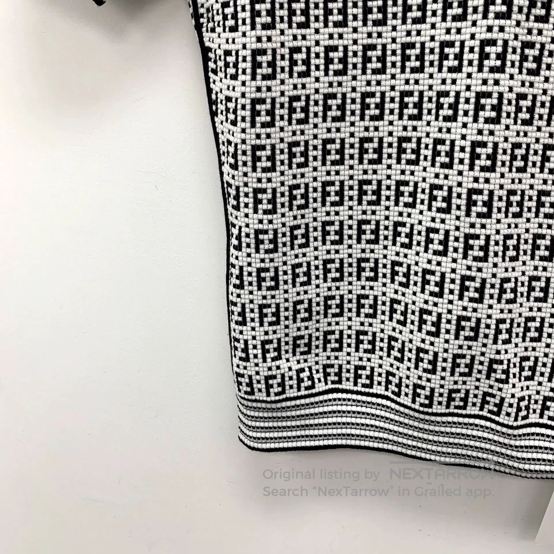 Fendi fendi color block logo short sleeve knit top. Size US M / EU 48-50 / 2 - 4 Thumbnail