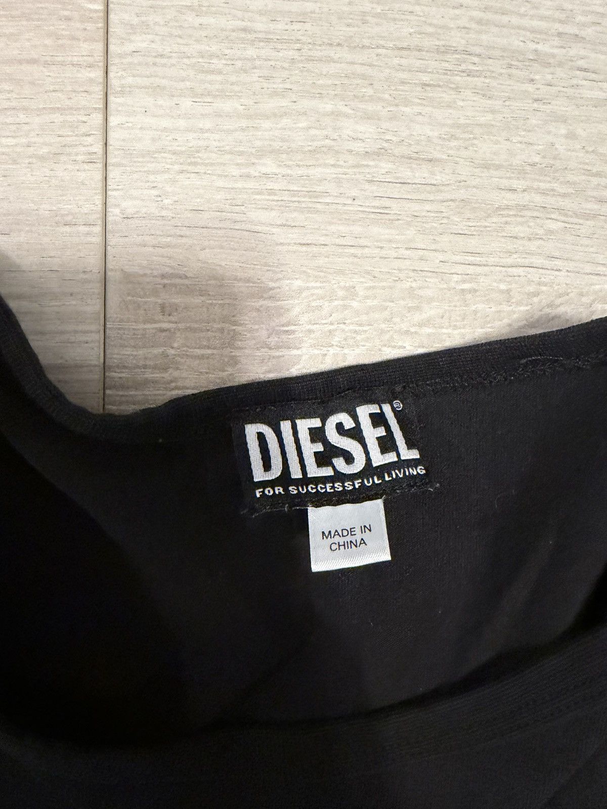 Diesel Diesel cut-out “D” logo top Size XXL / US 16-18 / IT 52-54 - 2 Thumbnail