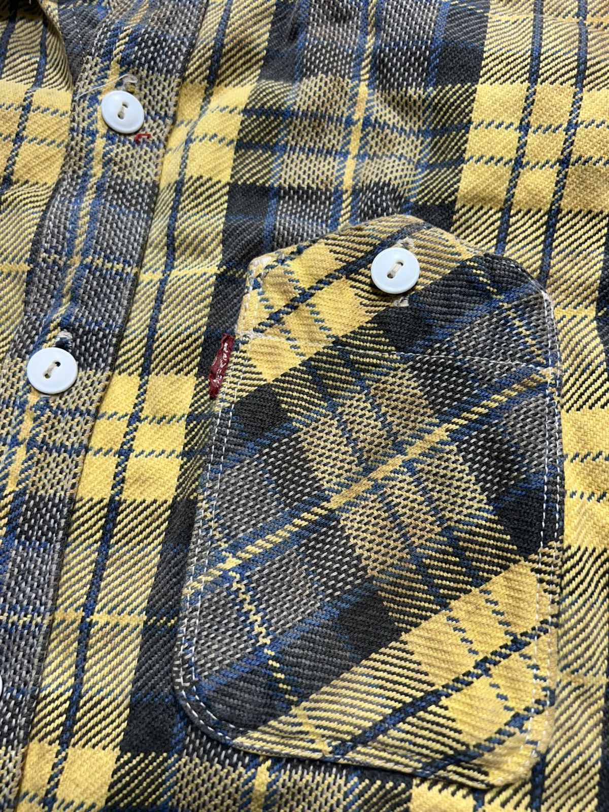Levi's Levis yellow and black plaid flannel shirt Size US L / EU 52-54 / 3 - 11 Thumbnail
