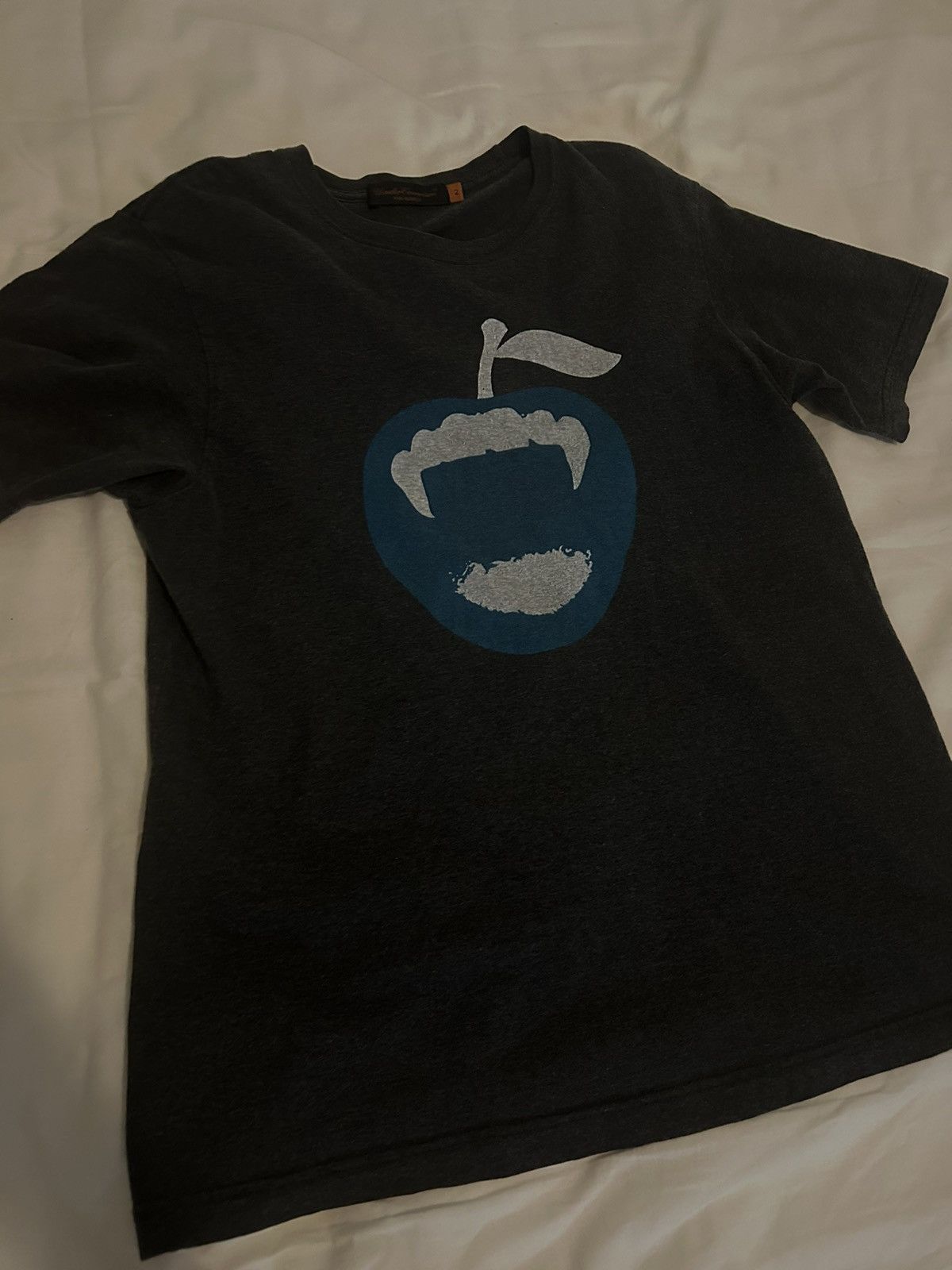 Undercover 2007 Undercover Vampire Apple fang tee shirt | Grailed