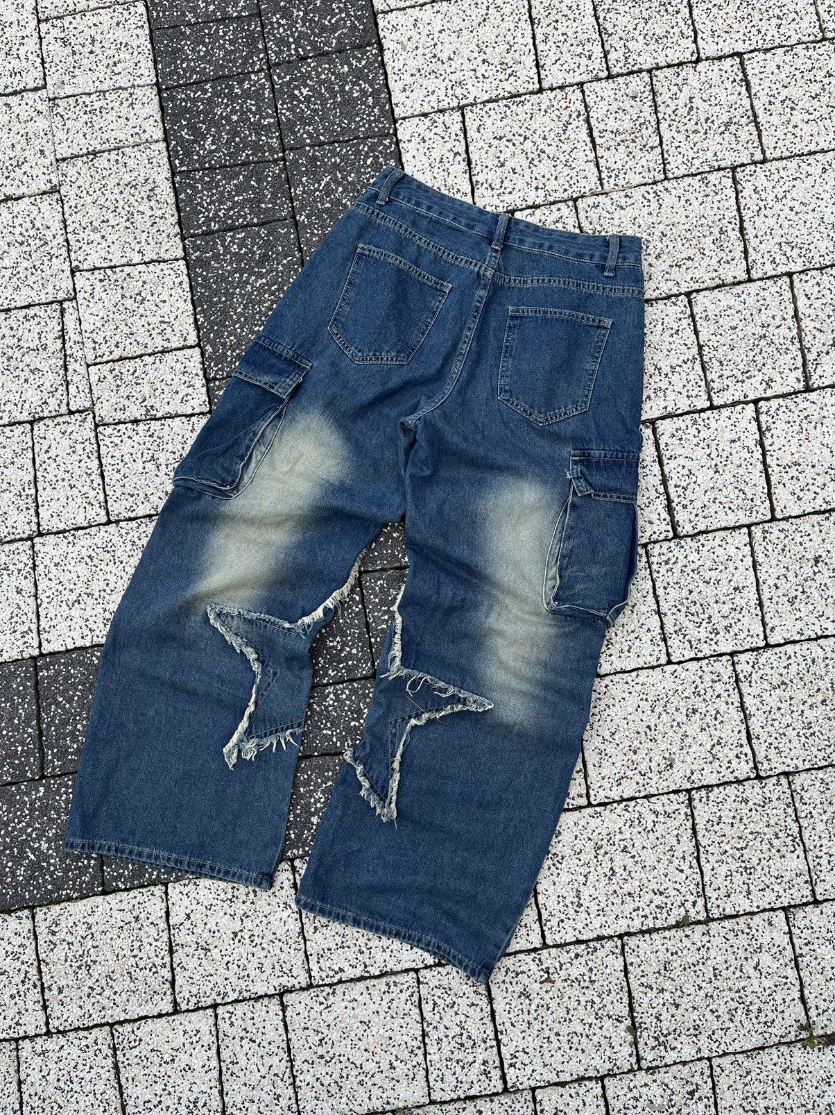 Japanese Brand Vintage Baggy Pants Embroidery Star Denim Streetwear Faded Size US 29 - 2 Thumbnail