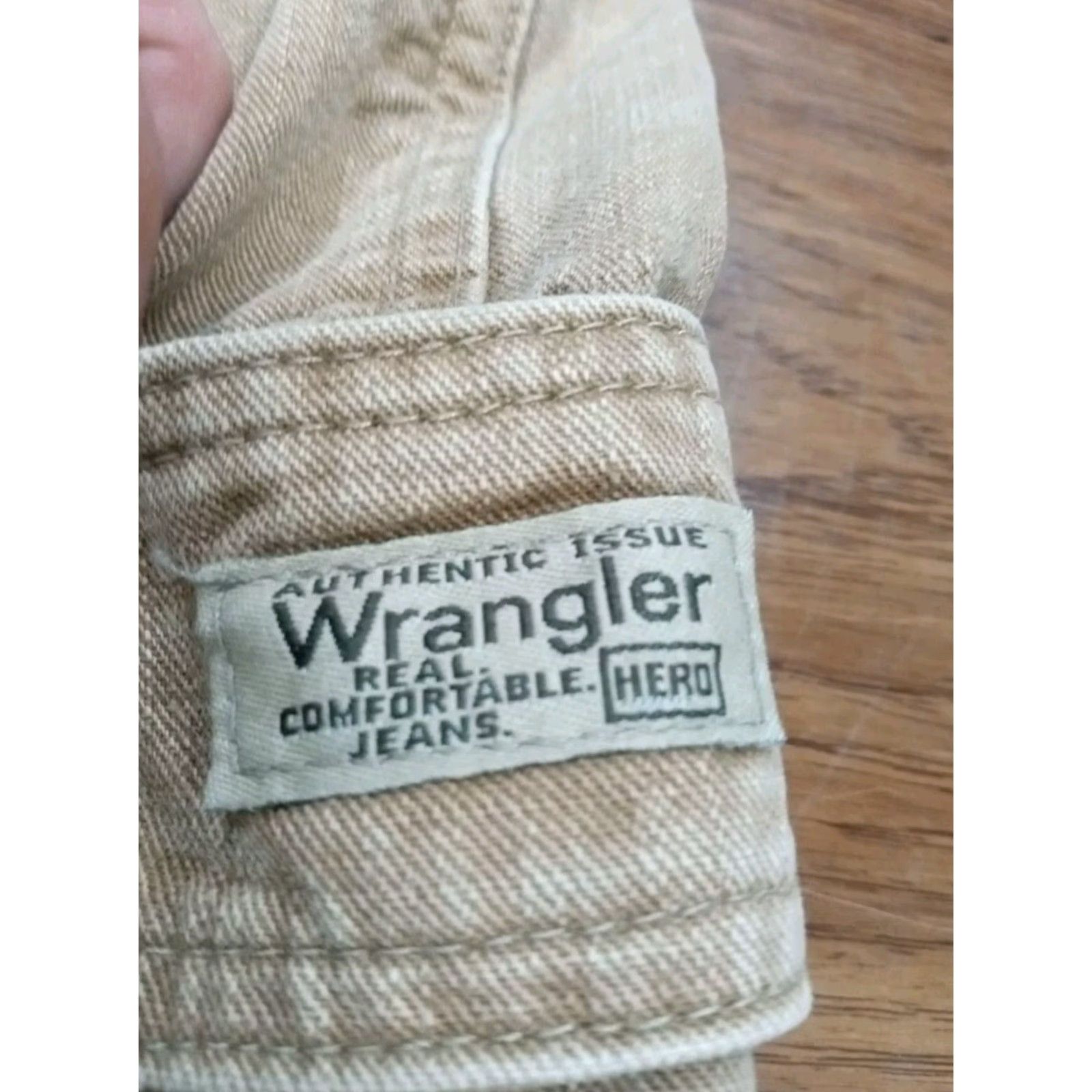 Wrangler Wrangler Cargo Shorts Mens Beige 40 X 10 X 22 Size US 40 / EU 56 - 5 Thumbnail
