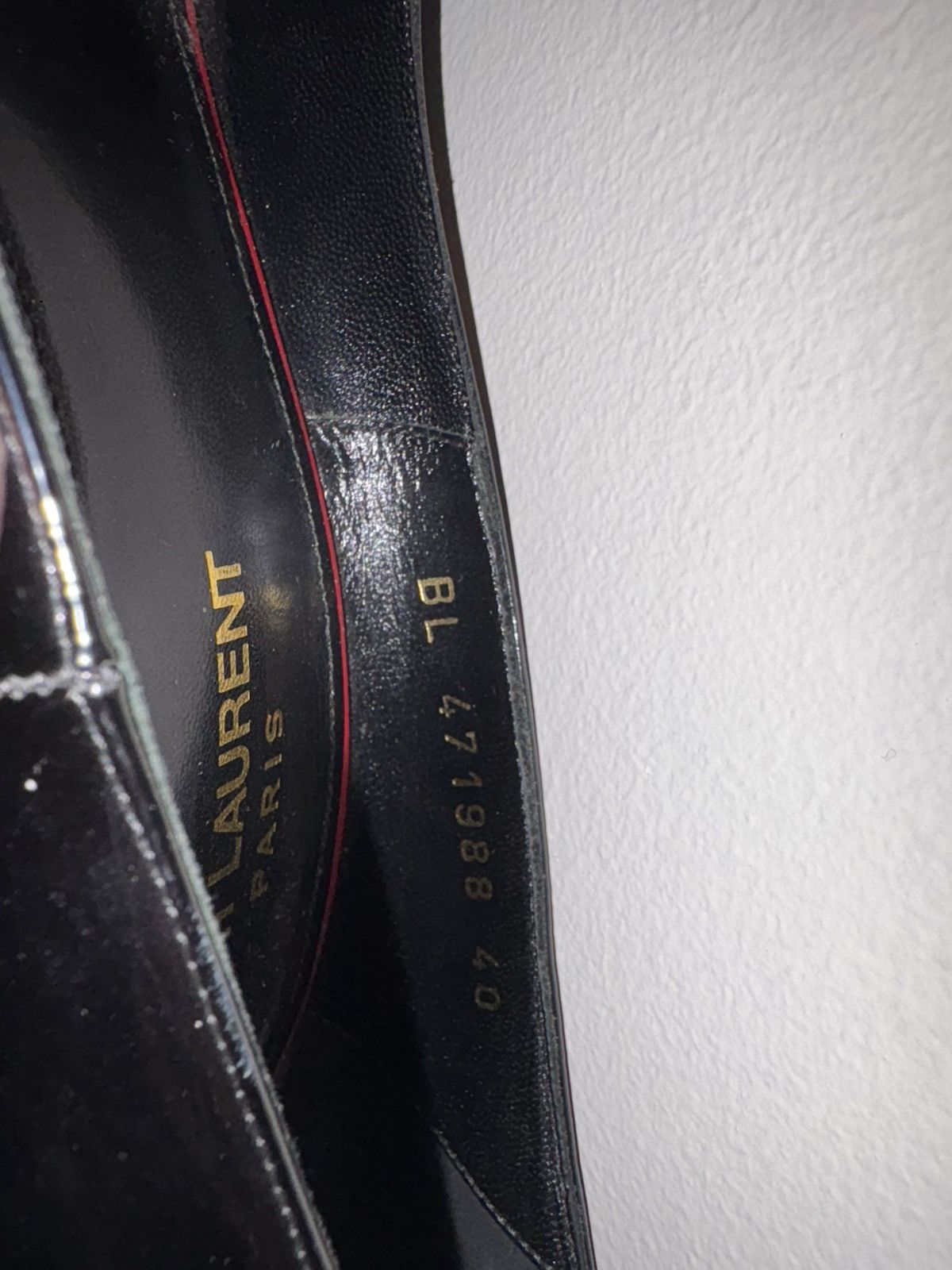 Yves Saint Laurent Yves Saint Laurent Zoe Patent Leather Pumps Size US 10 / IT 40 - 5 Thumbnail