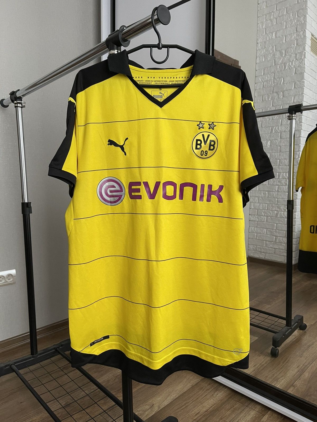 Puma 2015/2016 Puma Borussia Dortmund Soccer Jersey Shirt Size US XL / EU 56 / 4 - 1 Thumbnail