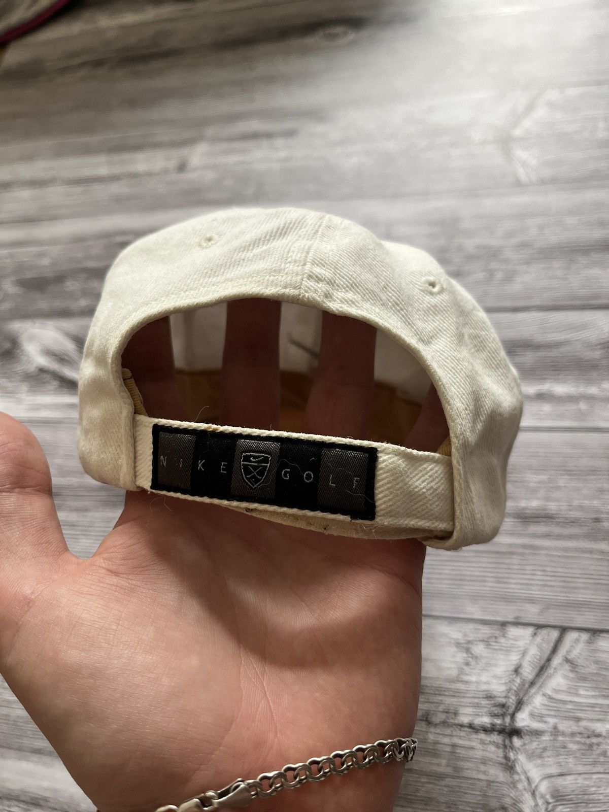 Nike × Vintage Nike Golf Off-White Cap with Piercing Detail Size ONE SIZE - 4 Thumbnail