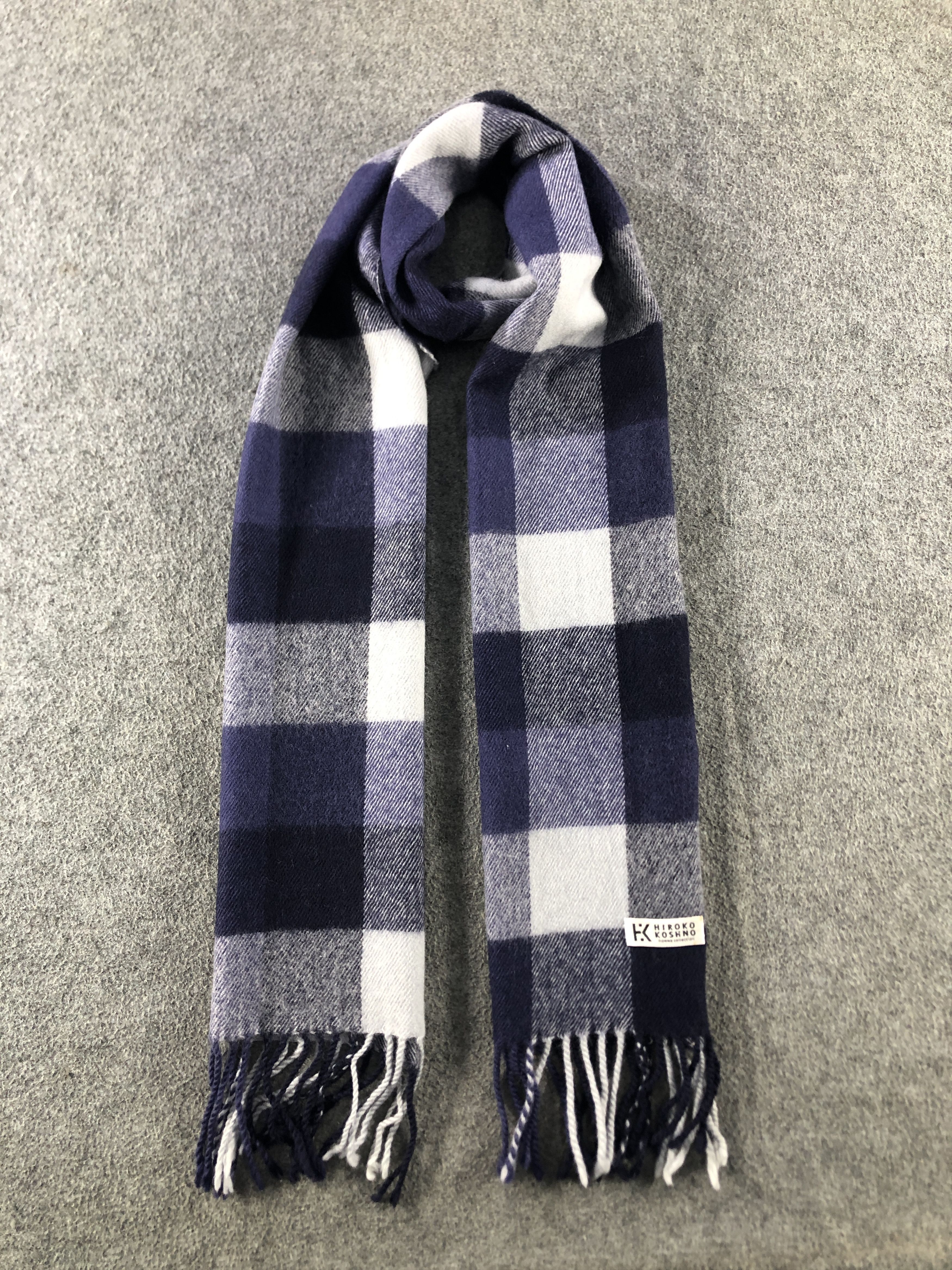 Hiroko Koshino Homme Hiroko Koshino Scarf / Muffler / Neckwear P713 Size ONE SIZE - 1 Thumbnail