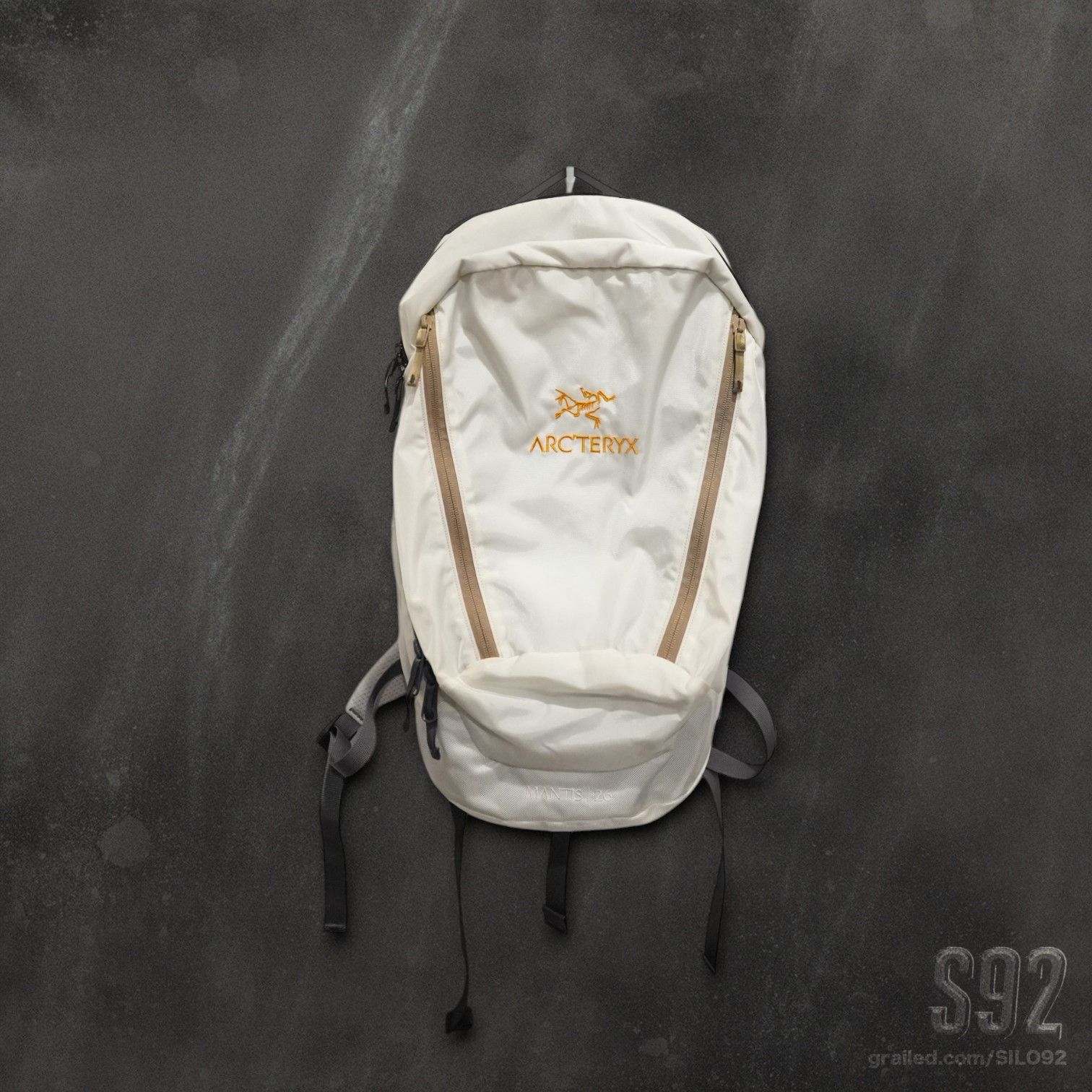 ARC'TERYX BEAMS コラボバックパック マンティス26 ホワイト Arc'teryx Beams Mantis26 アークテリクスビームスバックパック (ARC