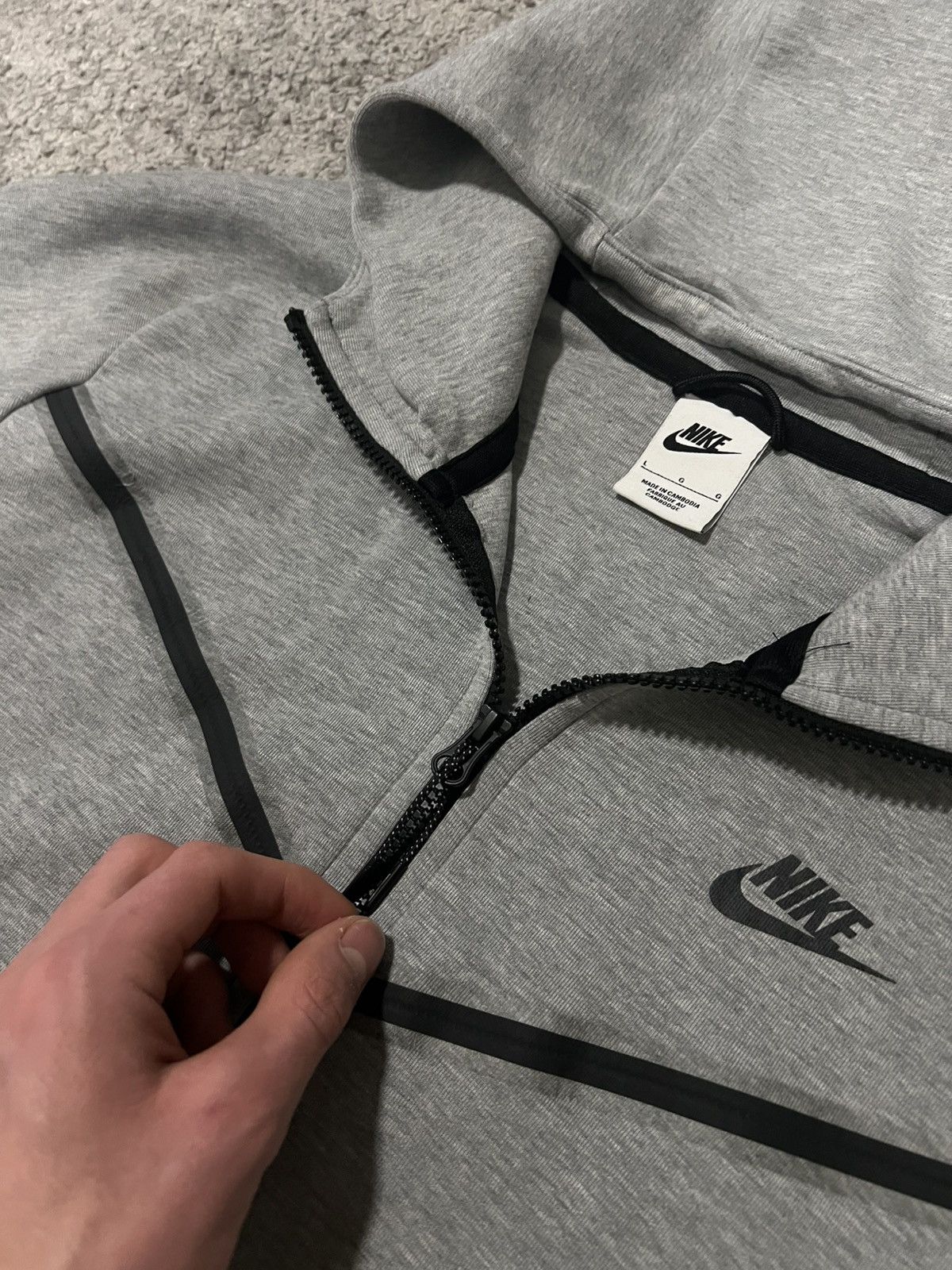 Nike Nike Tech Fleece gray hoodie zip Size US L / EU 52-54 / 3 - 7 Thumbnail