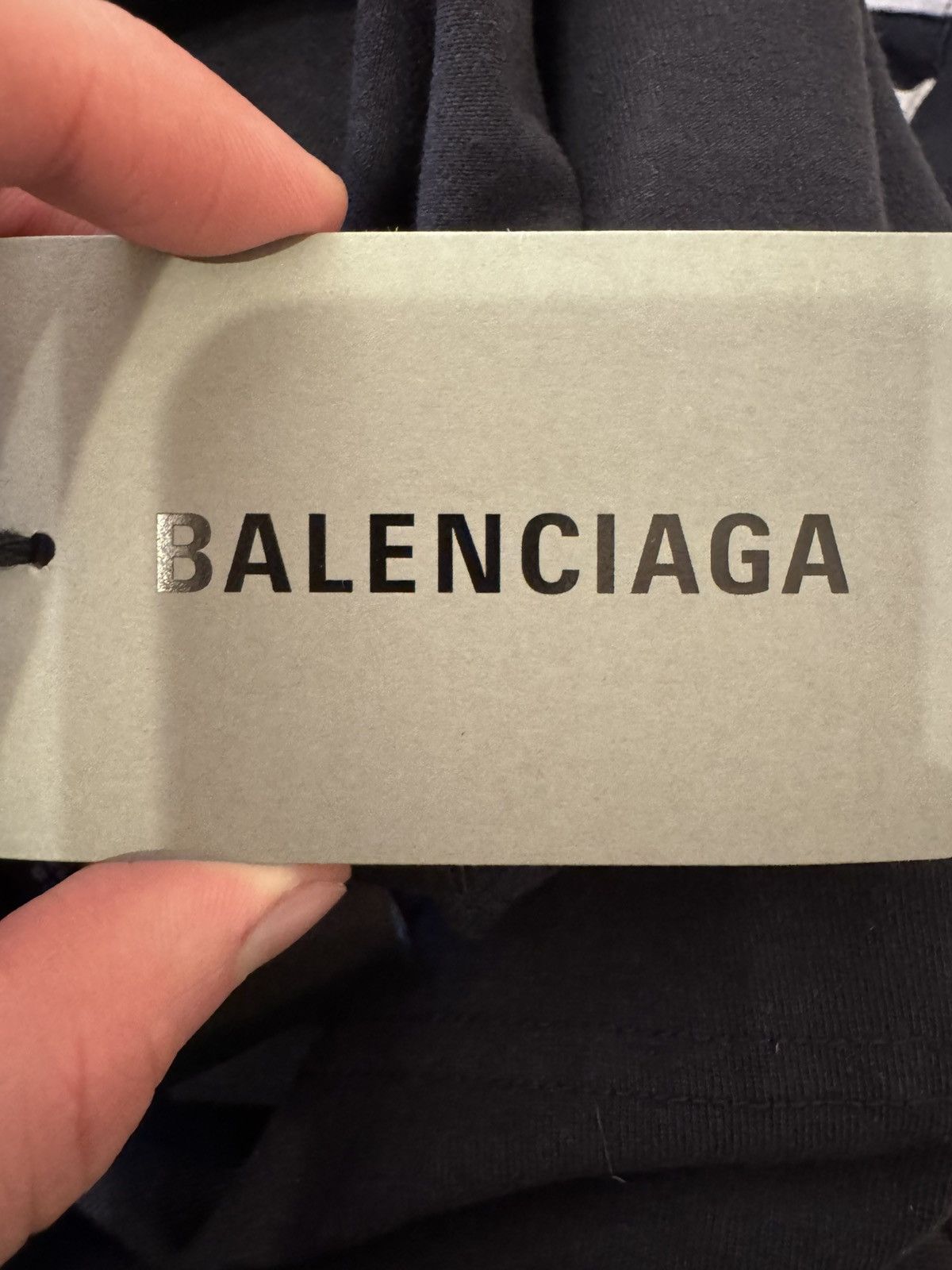 Balenciaga Balenciaga Sporty B Shrunk Tee Size US XXS / EU 40 - 11 Thumbnail
