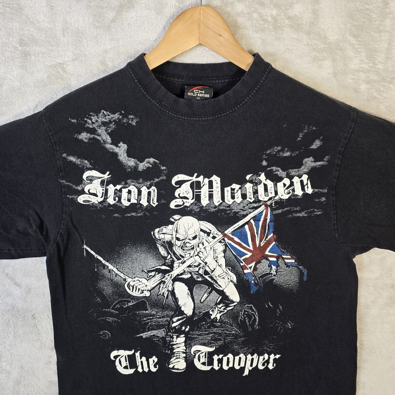 Band Tees Vtg Iron Maiden The Trooper Y2K T Shirt Black Size Medium Size US M / EU 48-50 / 2 - 3 Thumbnail