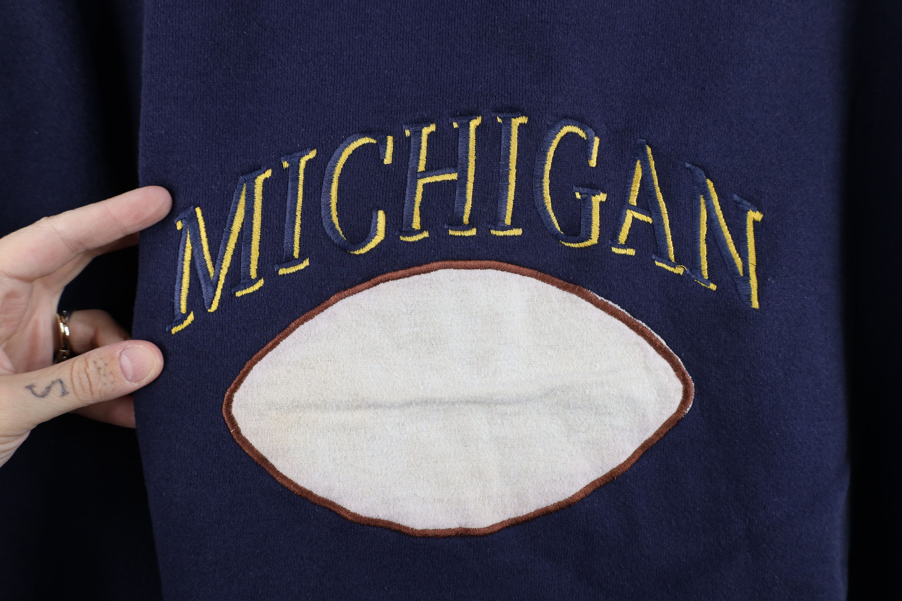 Vintage Vintage 90s University of Michigan Football Sweatshirt Blue Size US L / EU 52-54 / 3 - 4 Thumbnail