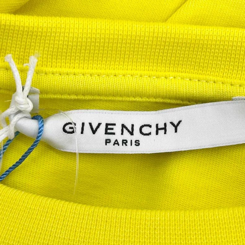 Givenchy Givenchy Side Logo Lemon Yellow Short Sleeve T-Shirt Size US XL / EU 56 / 4 - 4 Thumbnail