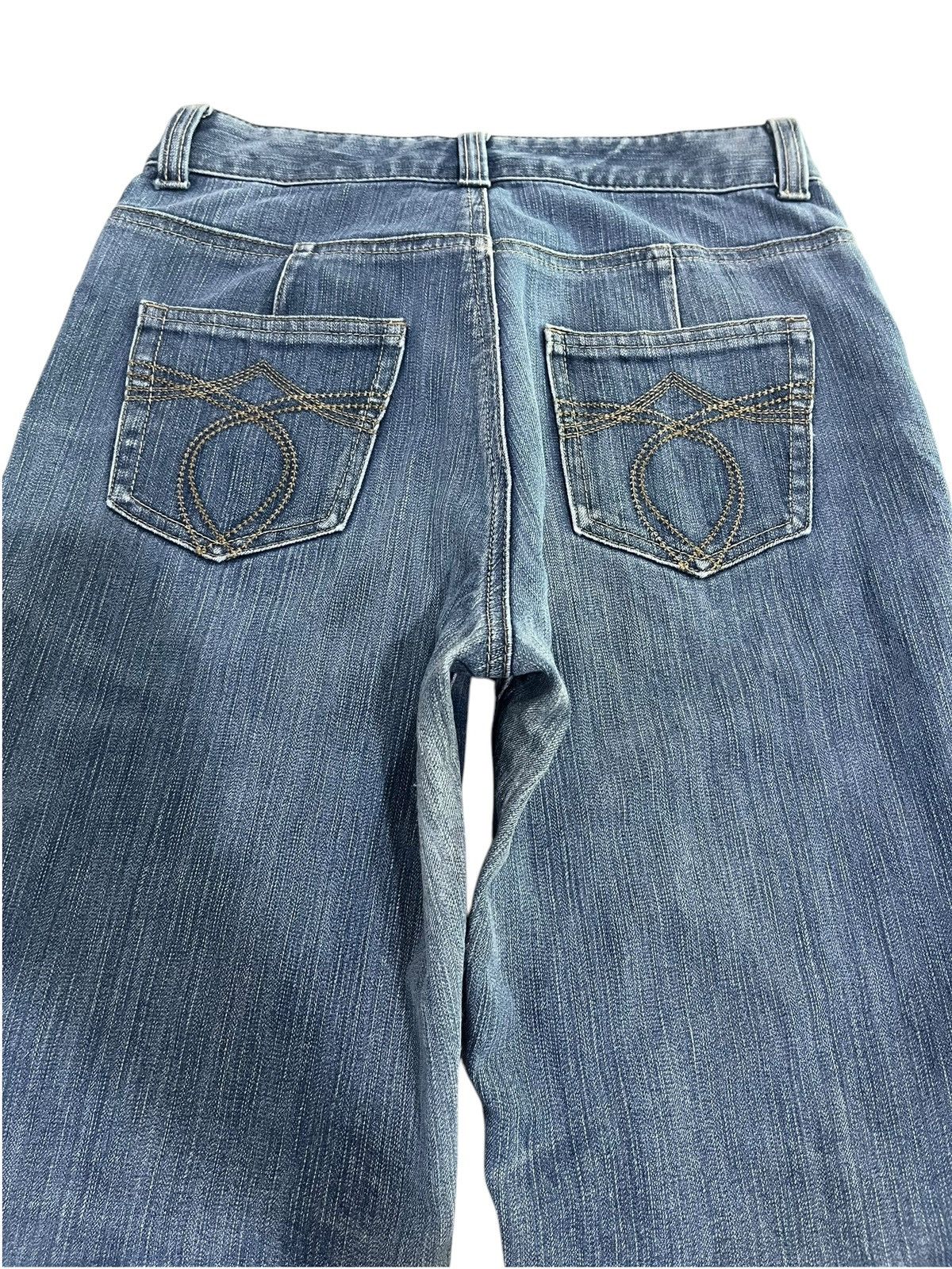 If Six Was Nine × Japanese Brand × Le Grande Bleu (L.G.B.) JAPANESE BRAND BLUE WASHED FLARE JEANS Size 27" / US 4 / IT 40 - 9 Thumbnail