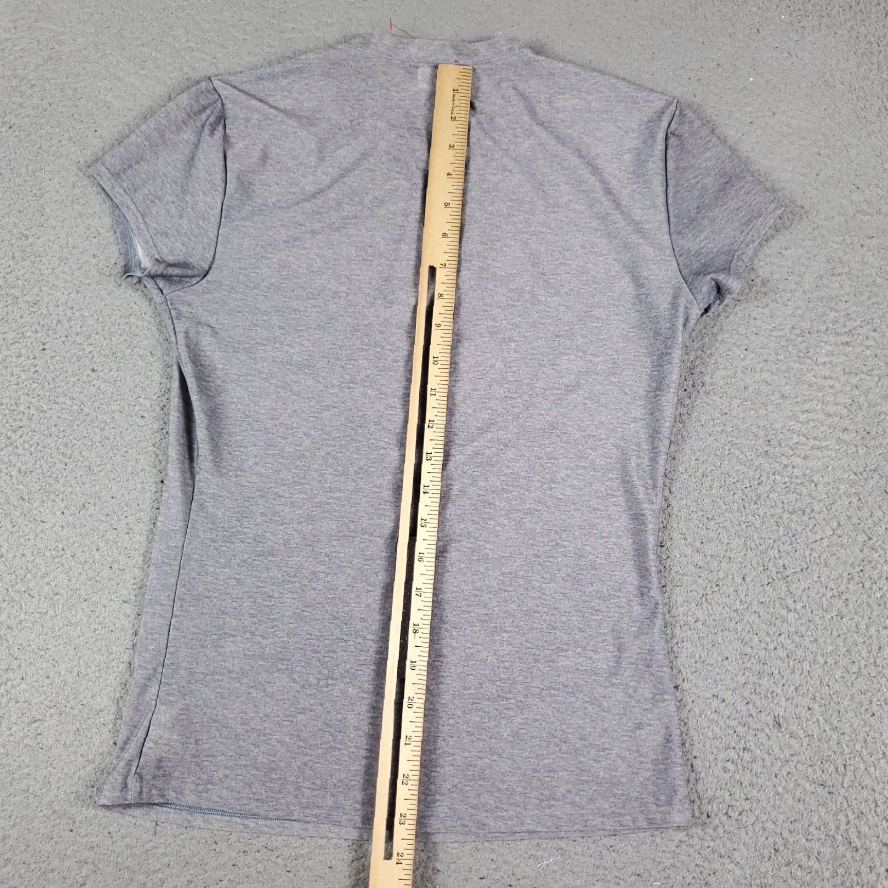 Under Armour Under Armour T Shirt Womens L Gray Casual Short Sleeve Crew Neck Logo Basic Outdoor Modern Reg Size L / US 10 / IT 46 - 4 Thumbnail