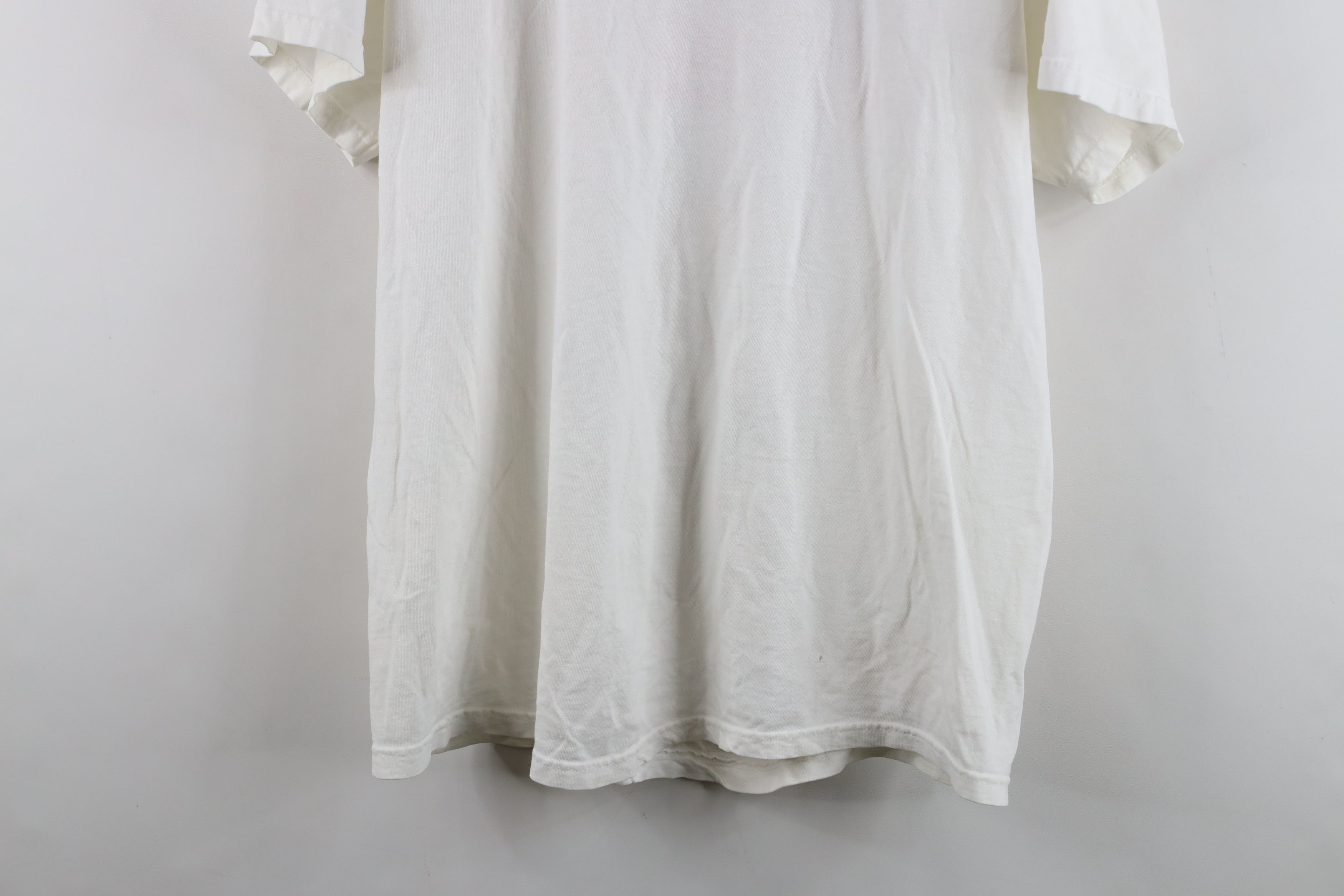 Vintage Vintage 90s Streetwear USA Flag Box Logo T-Shirt White Size US L / EU 52-54 / 3 - 13 Thumbnail