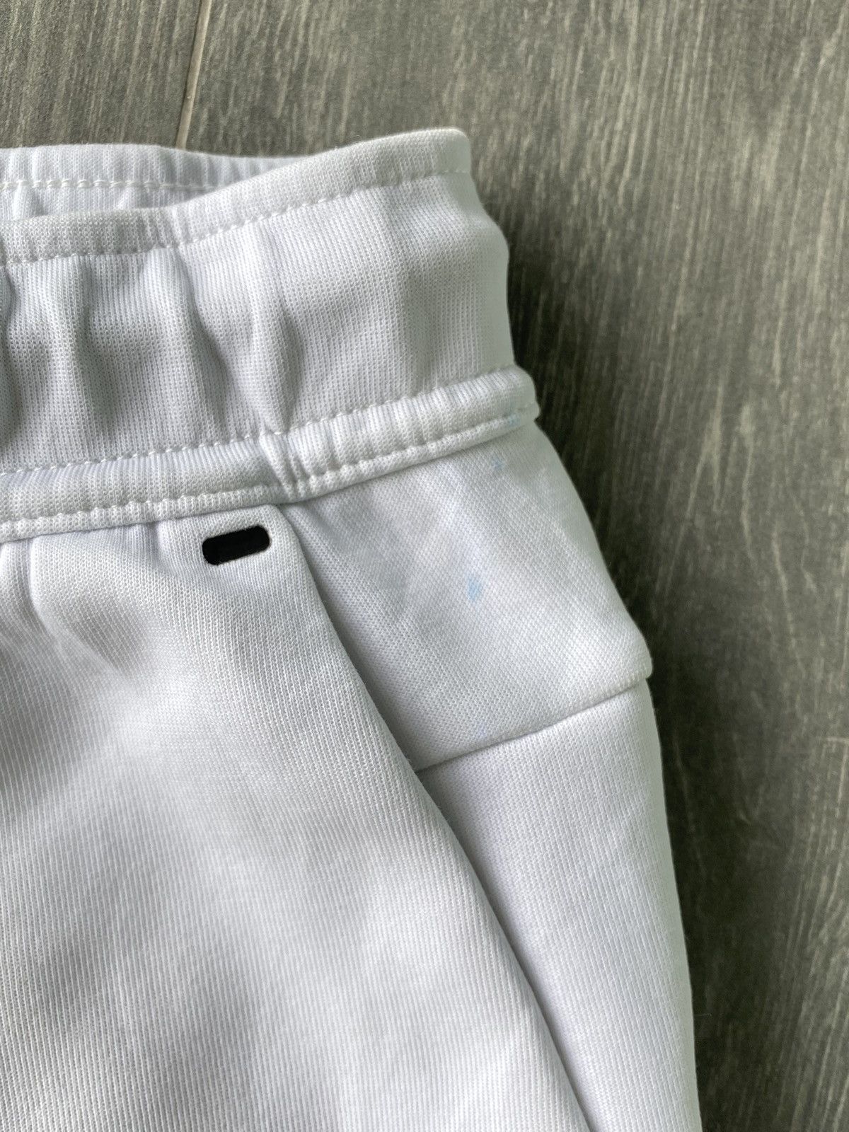 Nike White Nike Tech Fleece Joggers Size US 30 / EU 46 - 9 Thumbnail